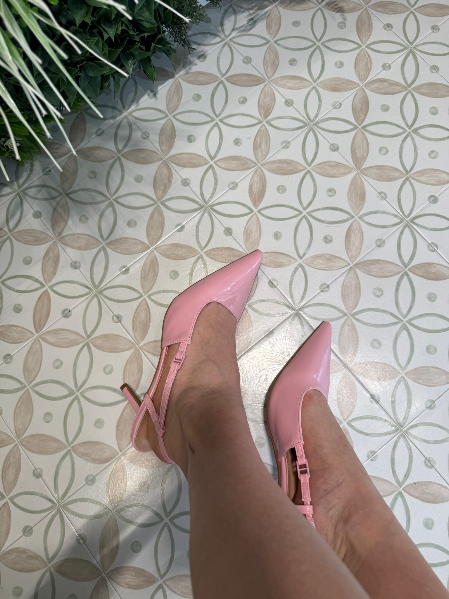 Décolleté in vernice