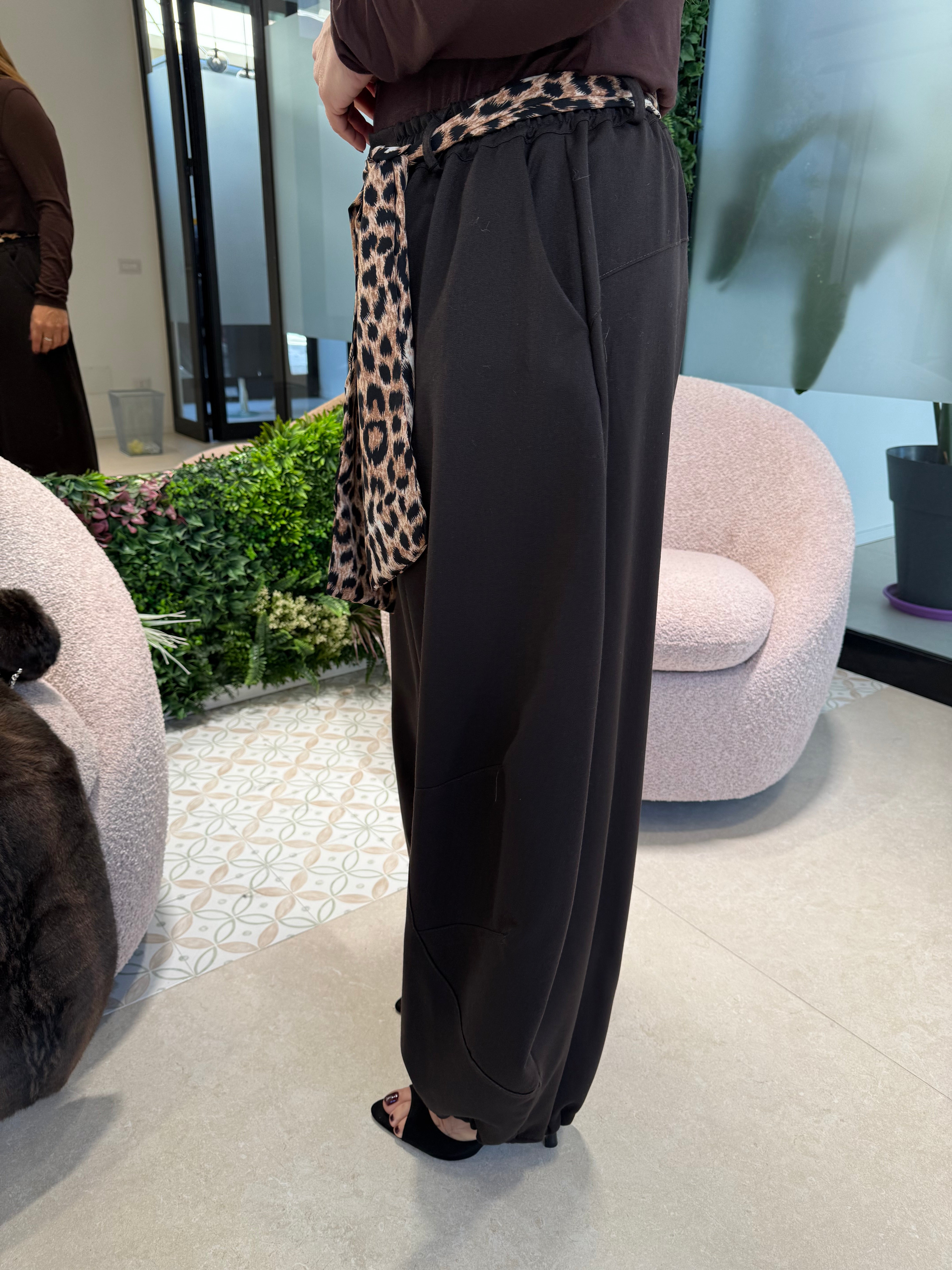 Pantalone ballon con laccio animalier curvy