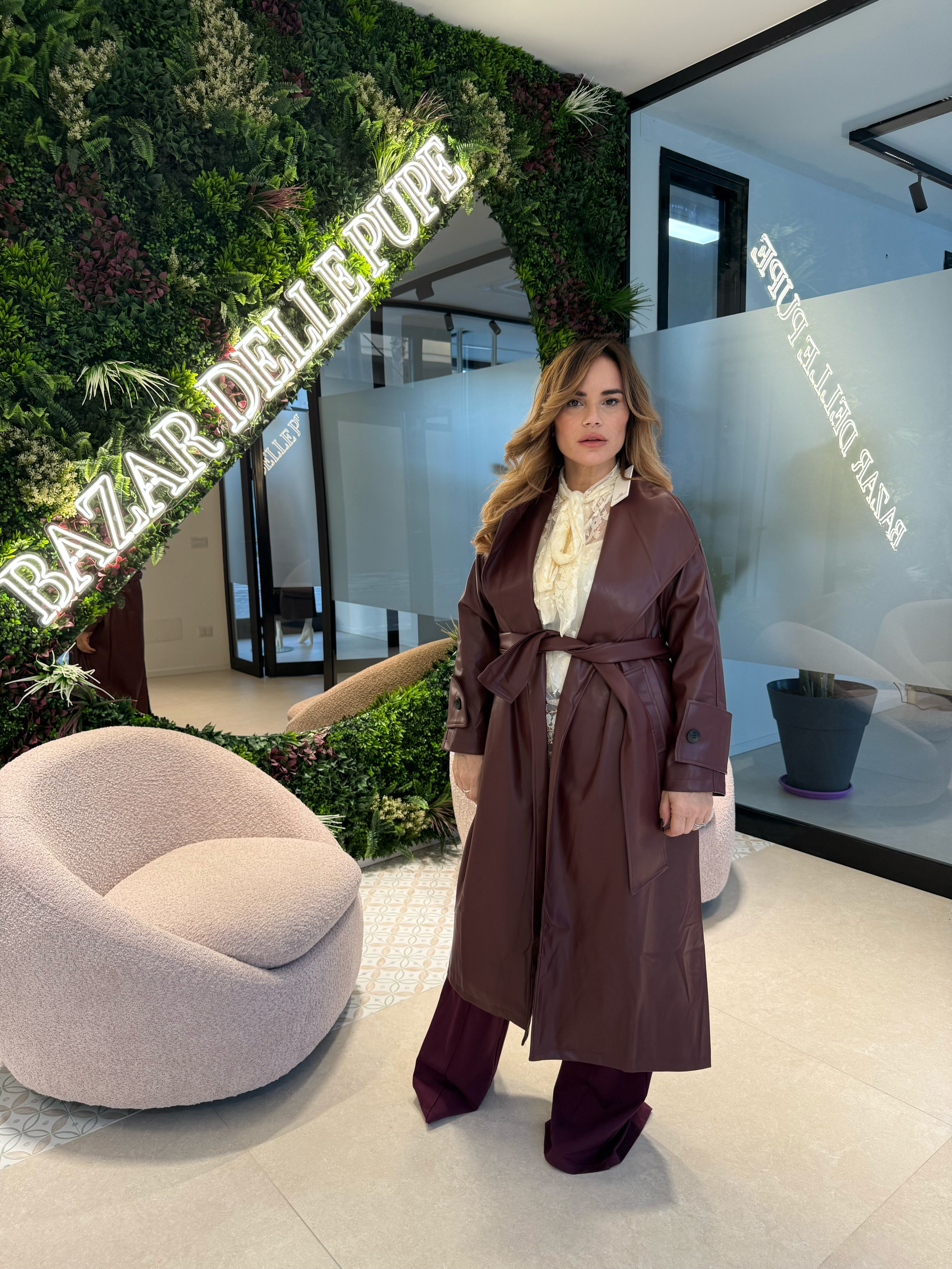 Trench in ecopelle bordeaux