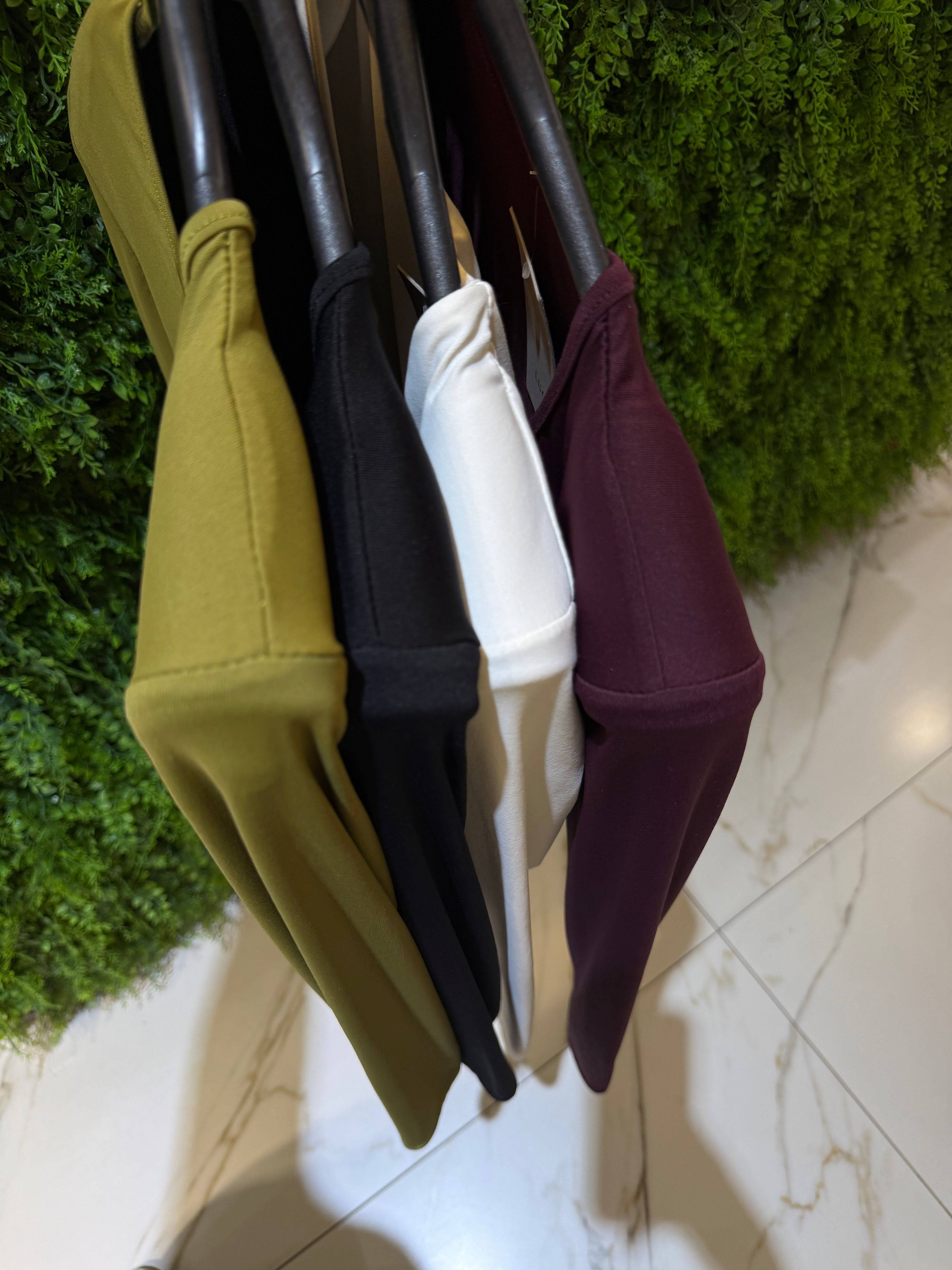 Maglia lycra con spalline