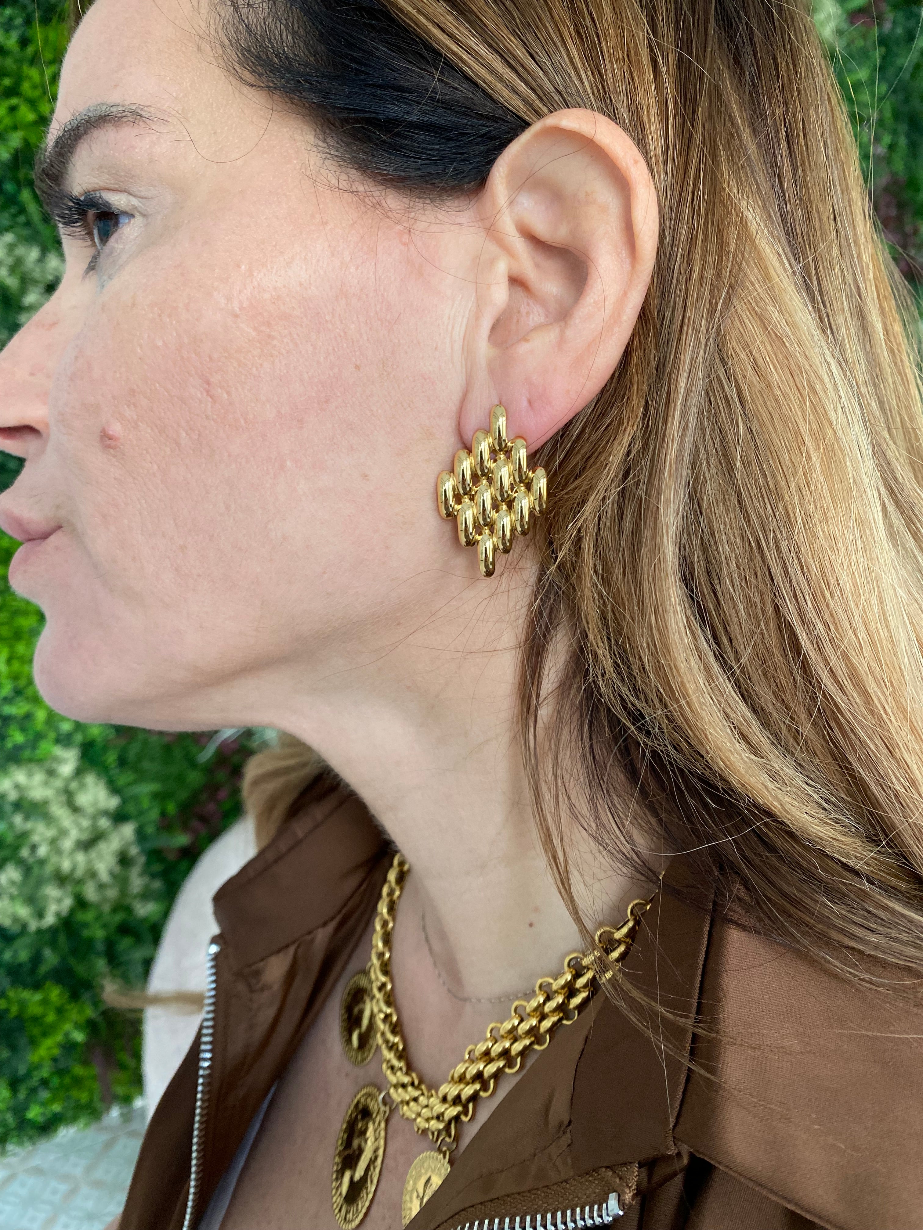 Orecchino in maglia gold