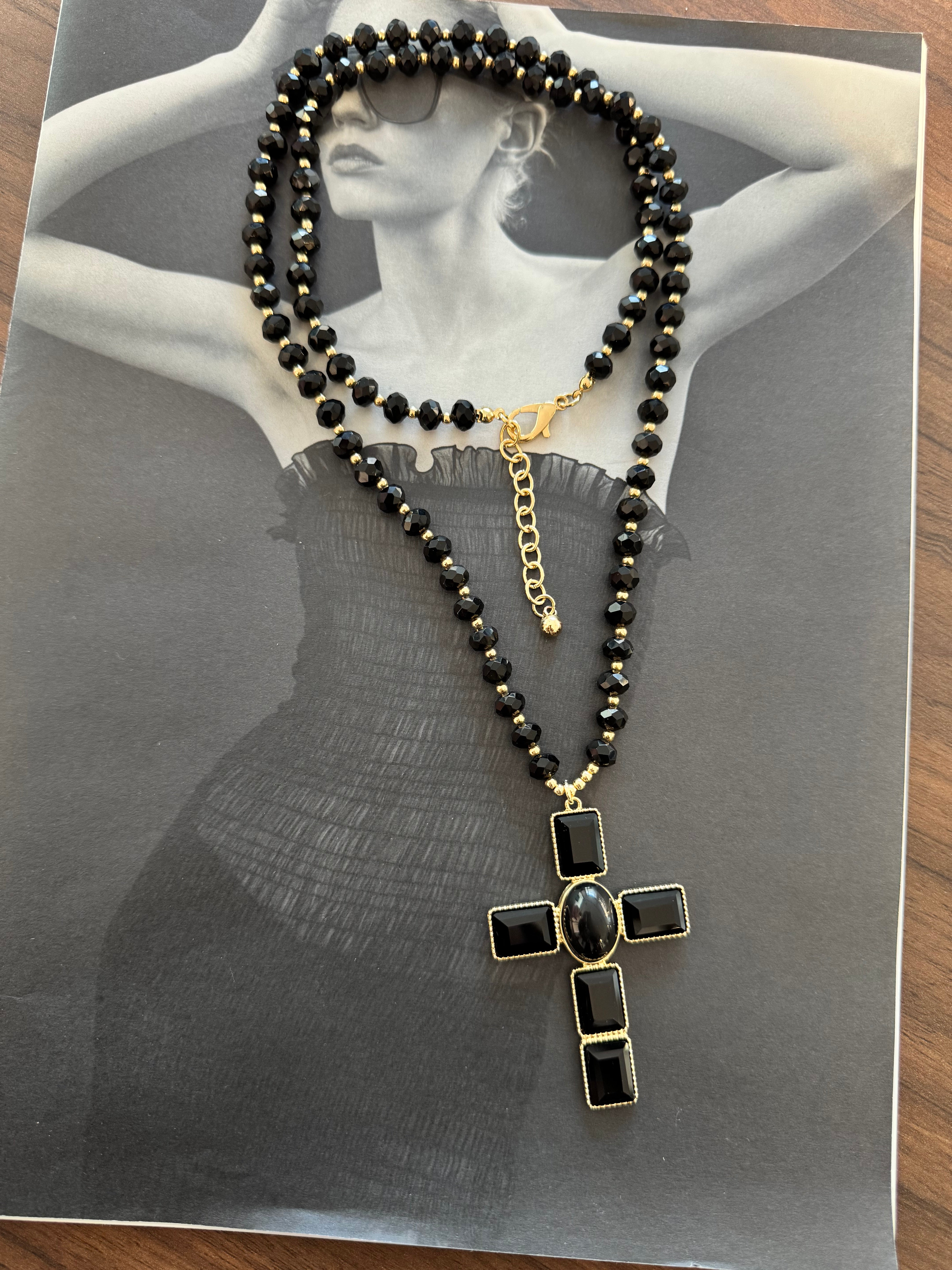 Collana croce black
