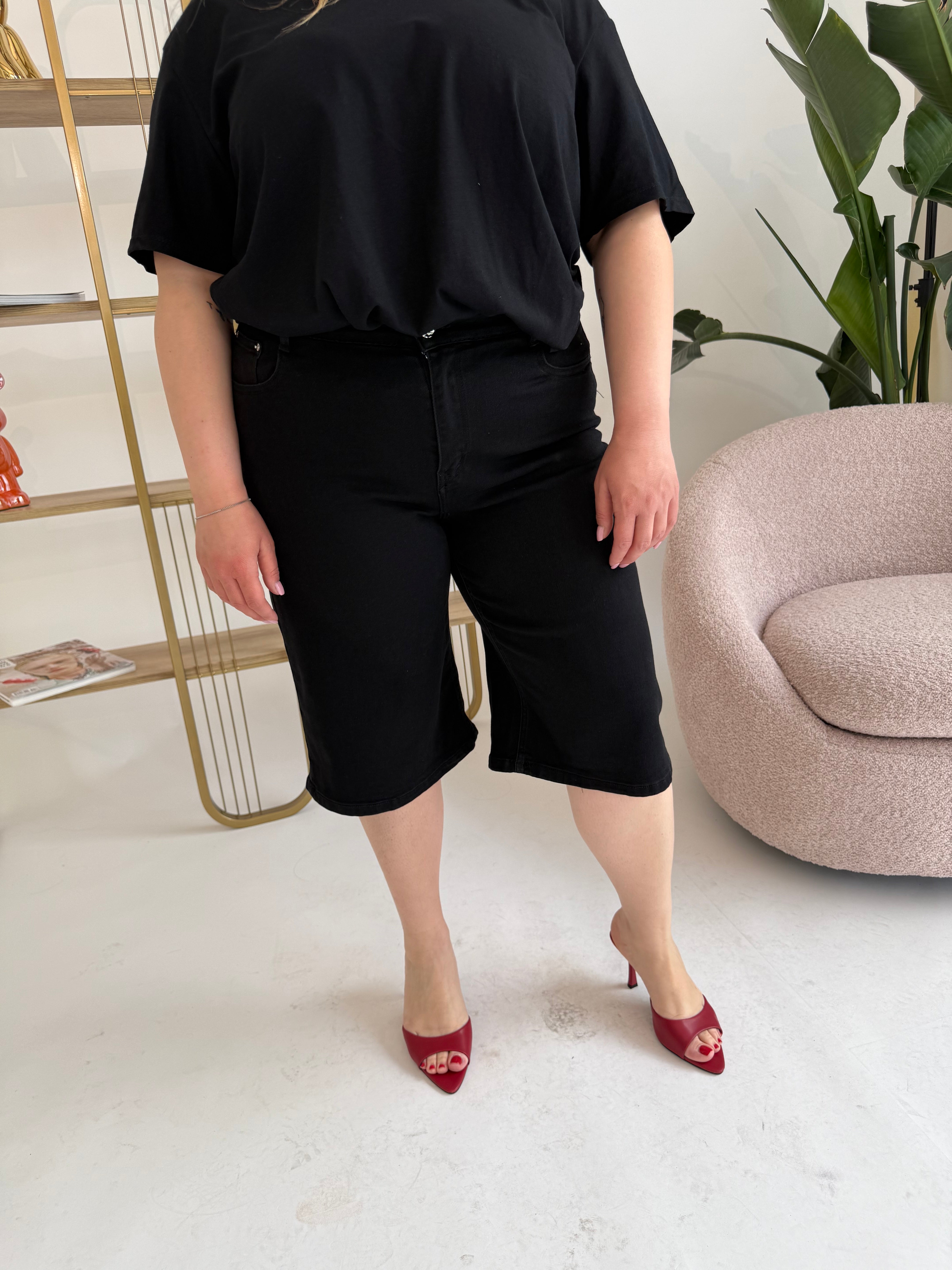 Bermuda black curvy