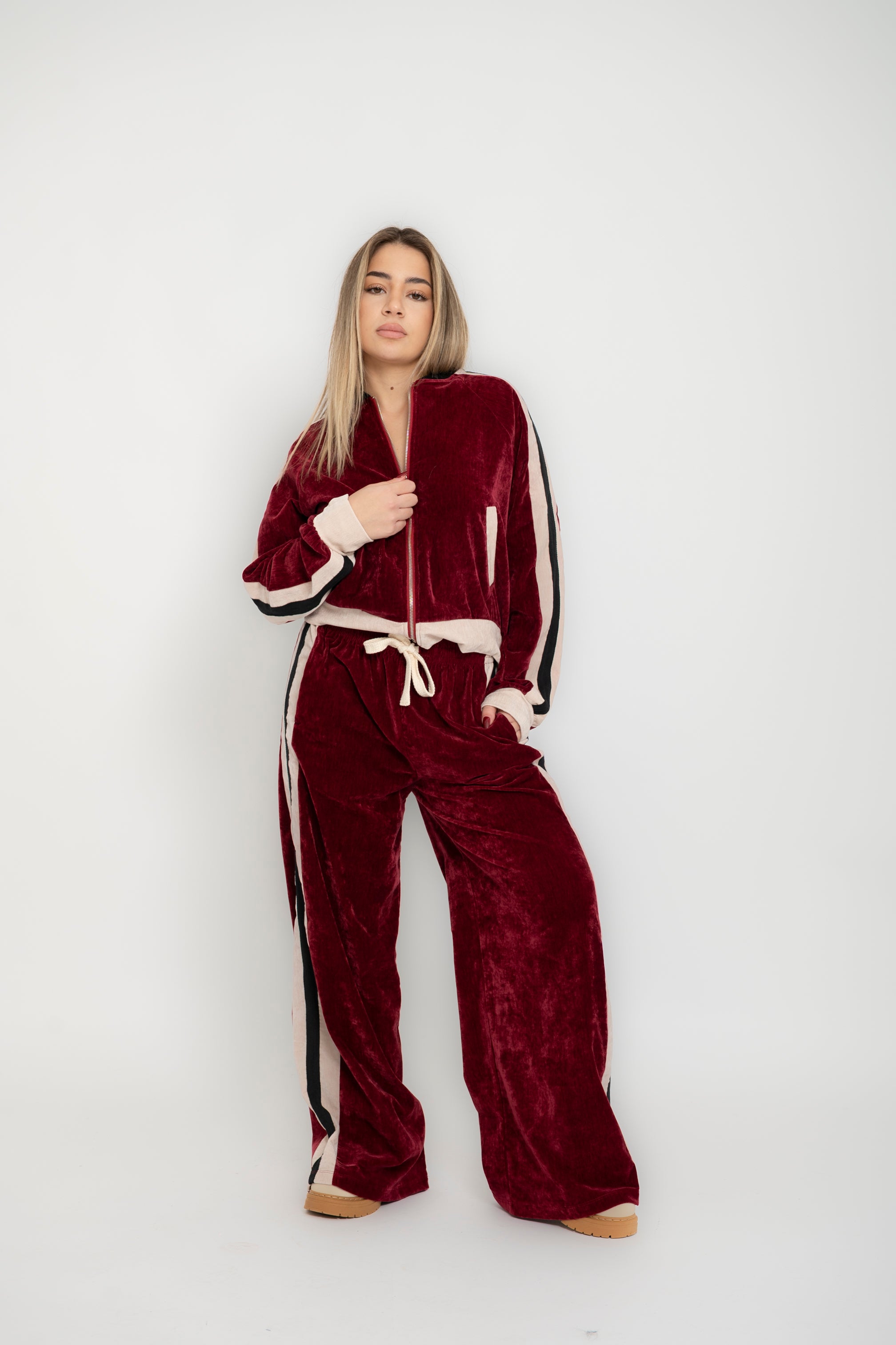 Cordset tuta Lumina Serena con cerniera