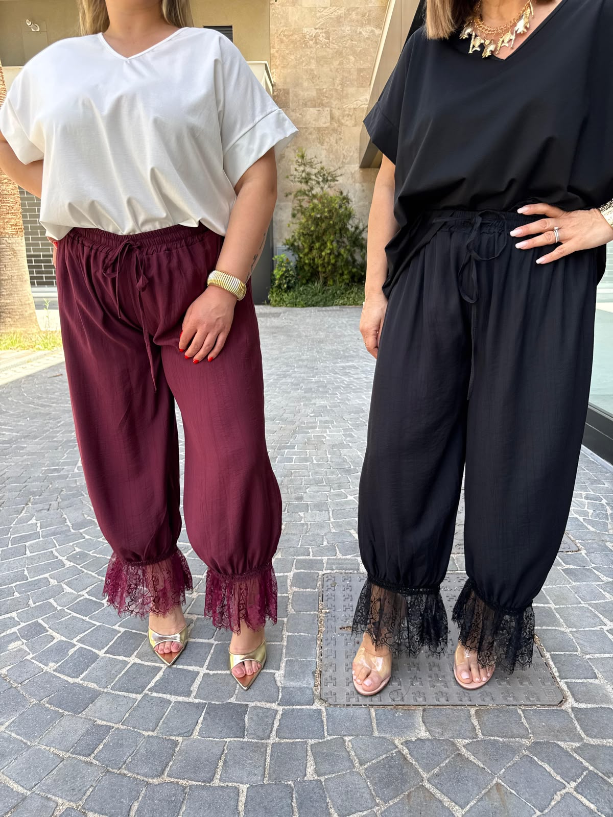 Pantalone con fondo in pizzo