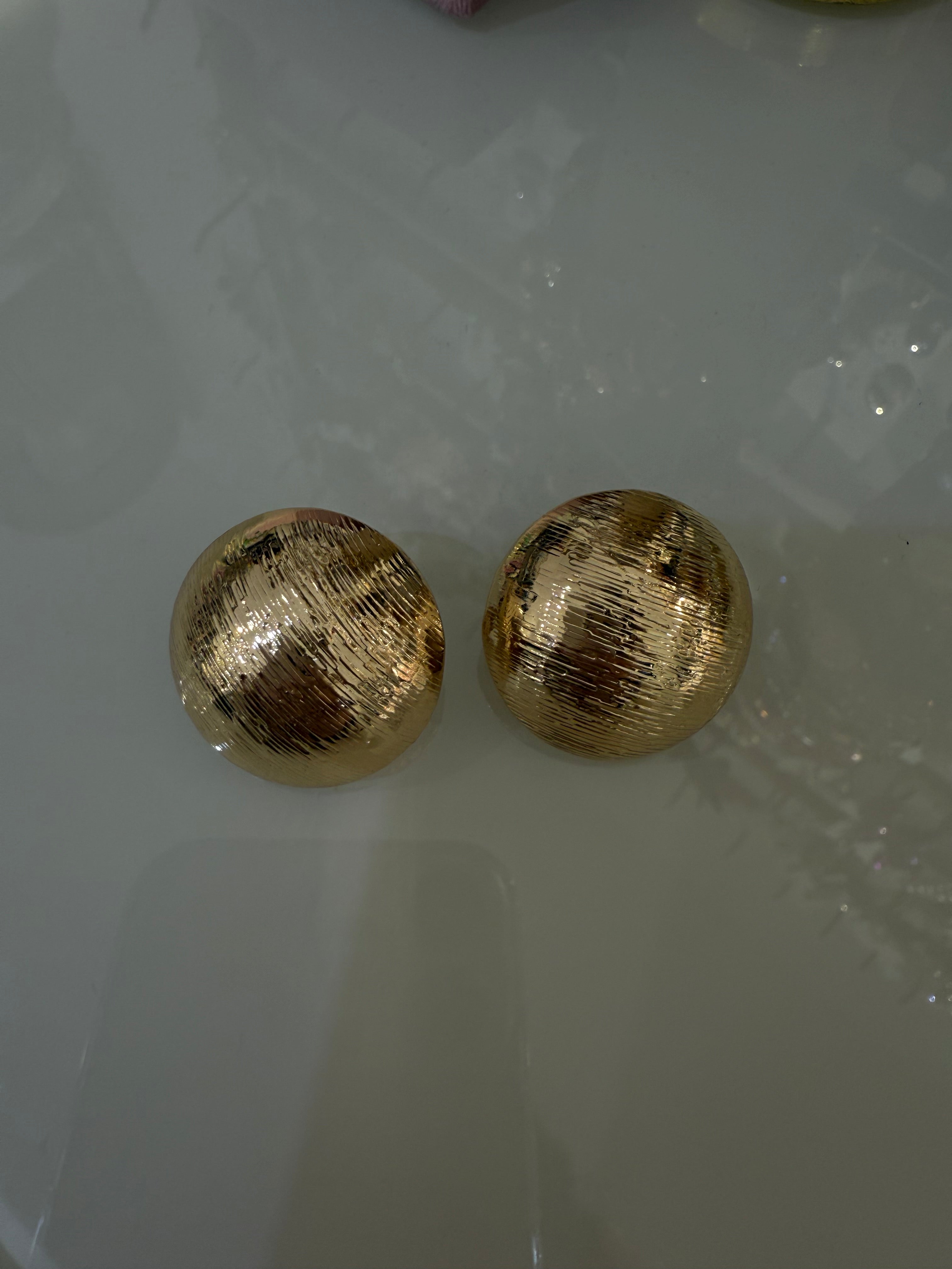 Orecchino satinato Clips
