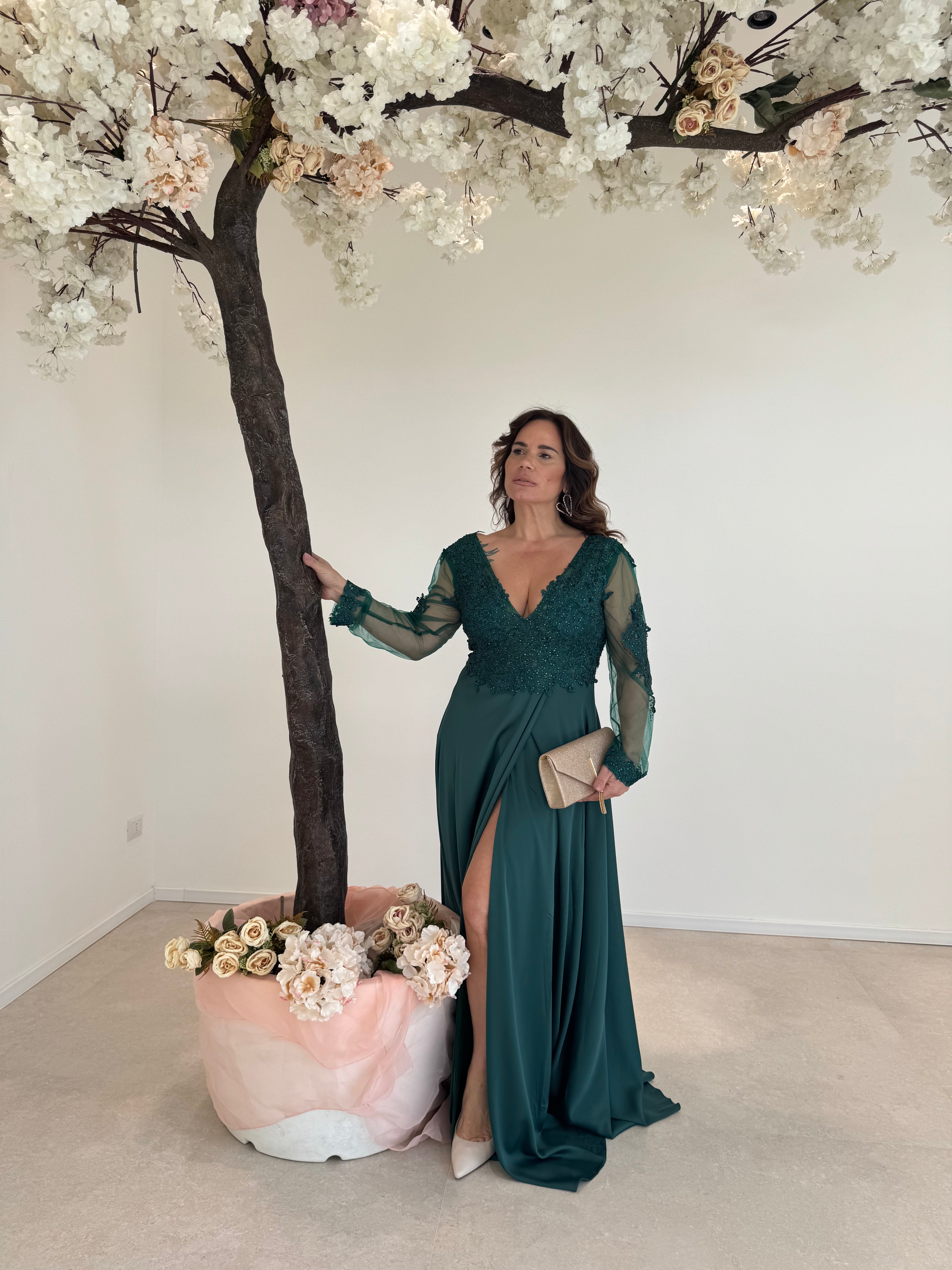 Abito lungo con ricami