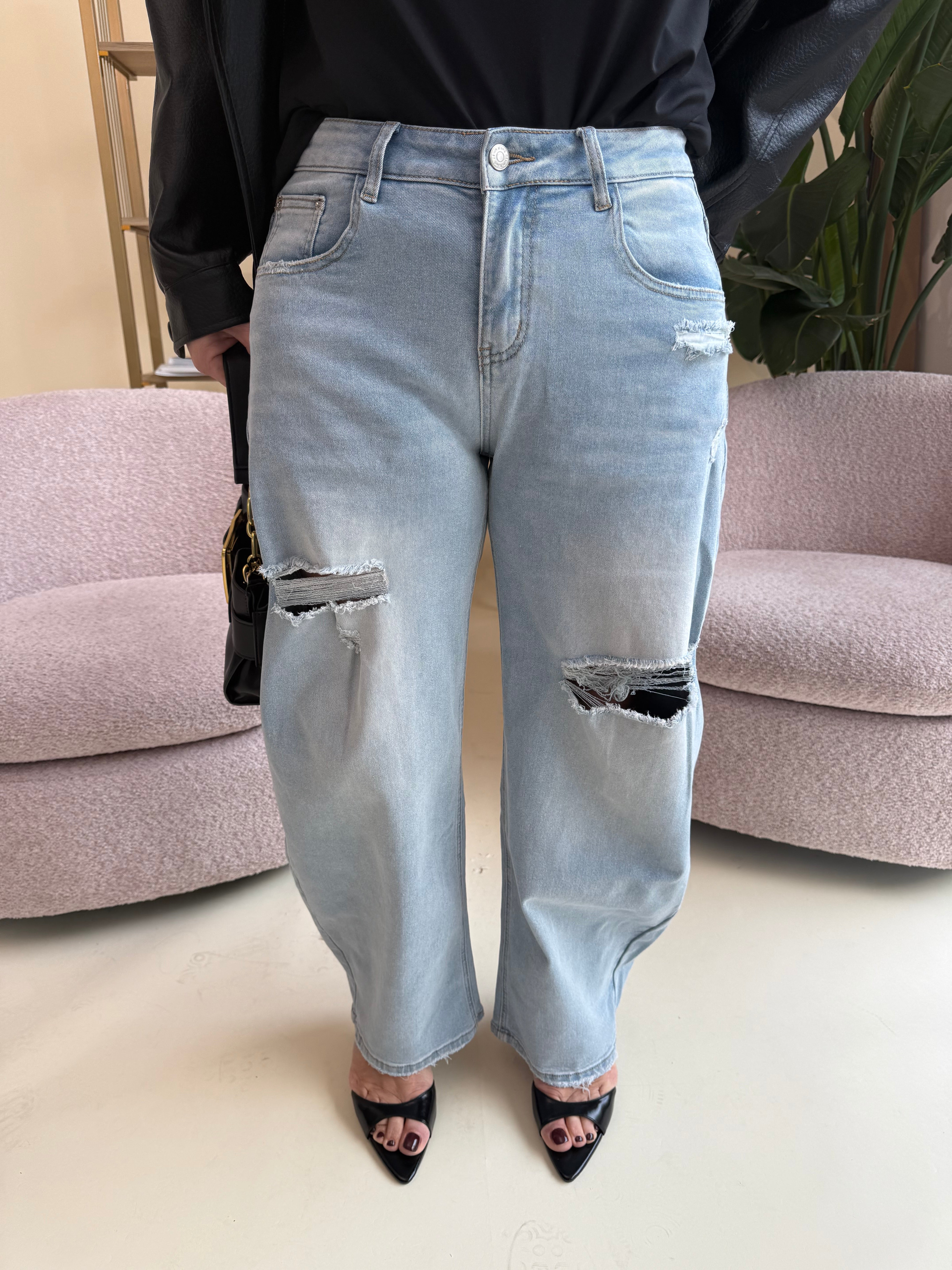 Jeans ballon con strappi curvy