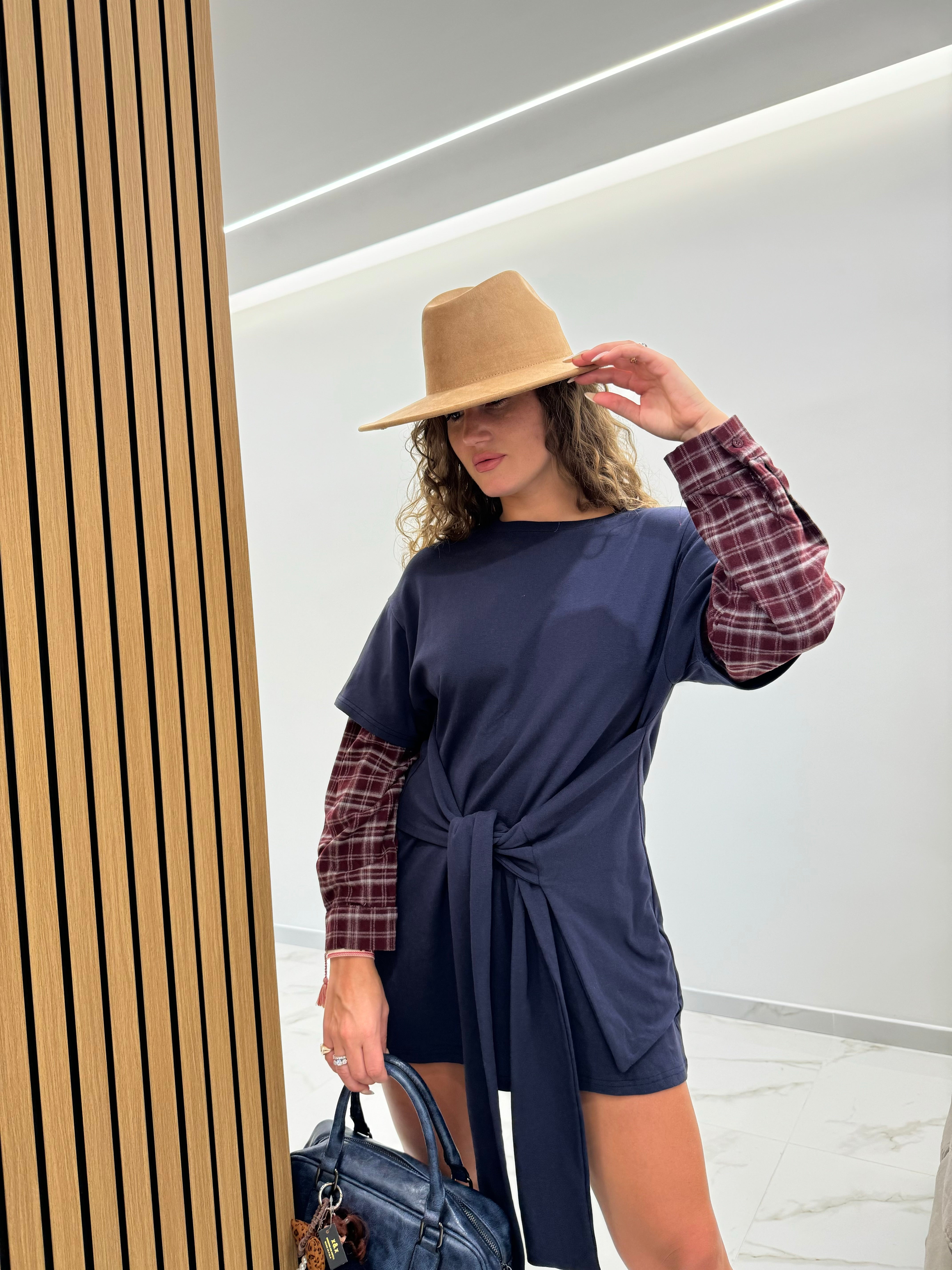 Maxi t-shirt con effetto camicia