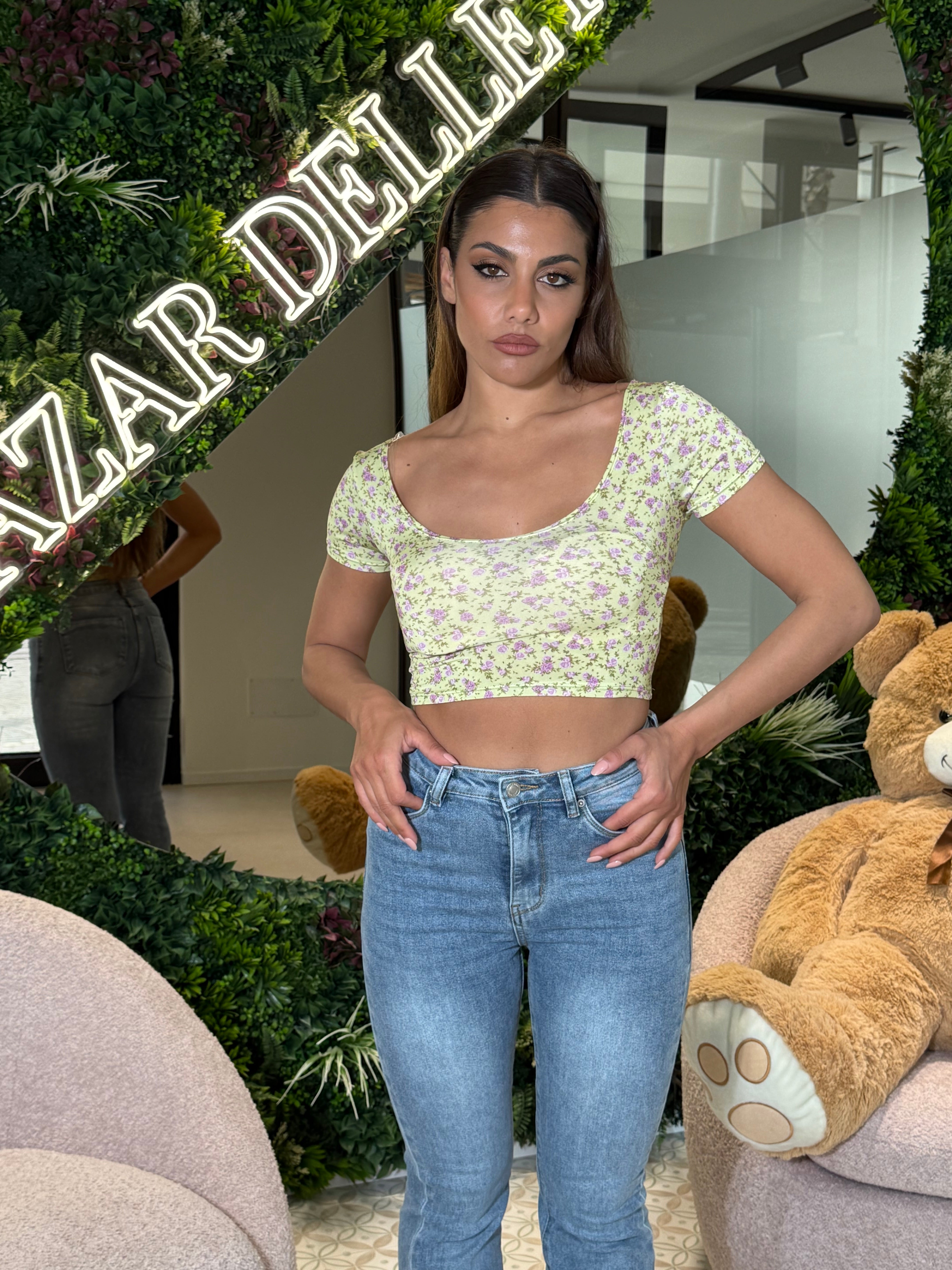 Maglia crop fiorellini