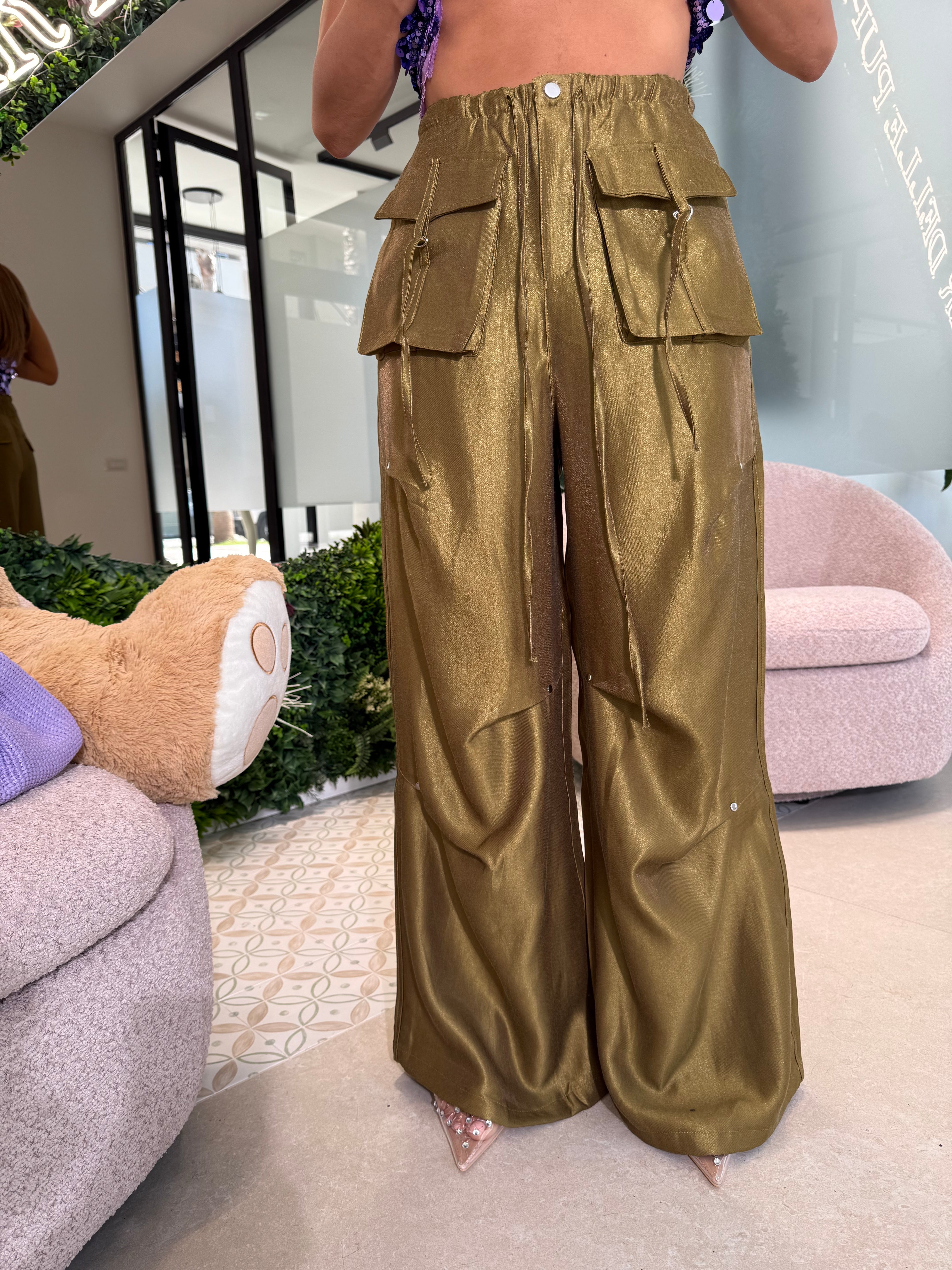 Pantalone satinato cargo