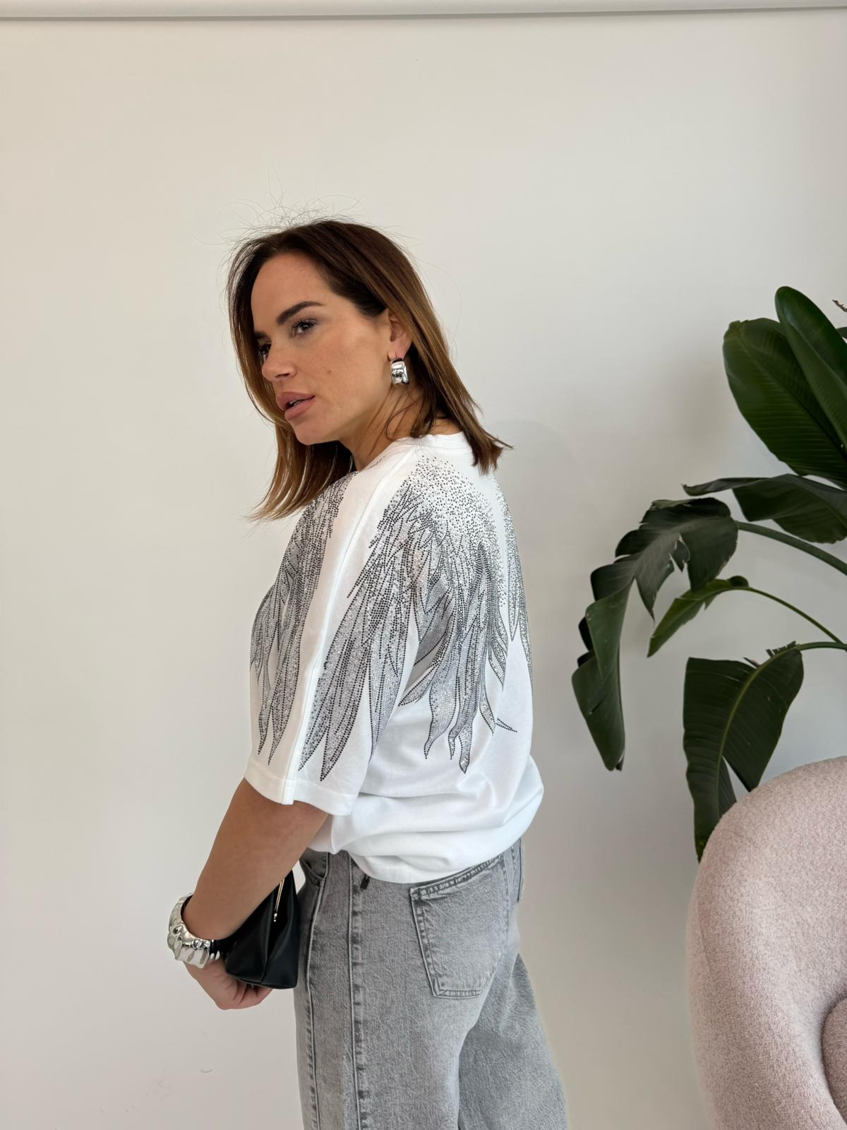 T-shirt con ali strass
