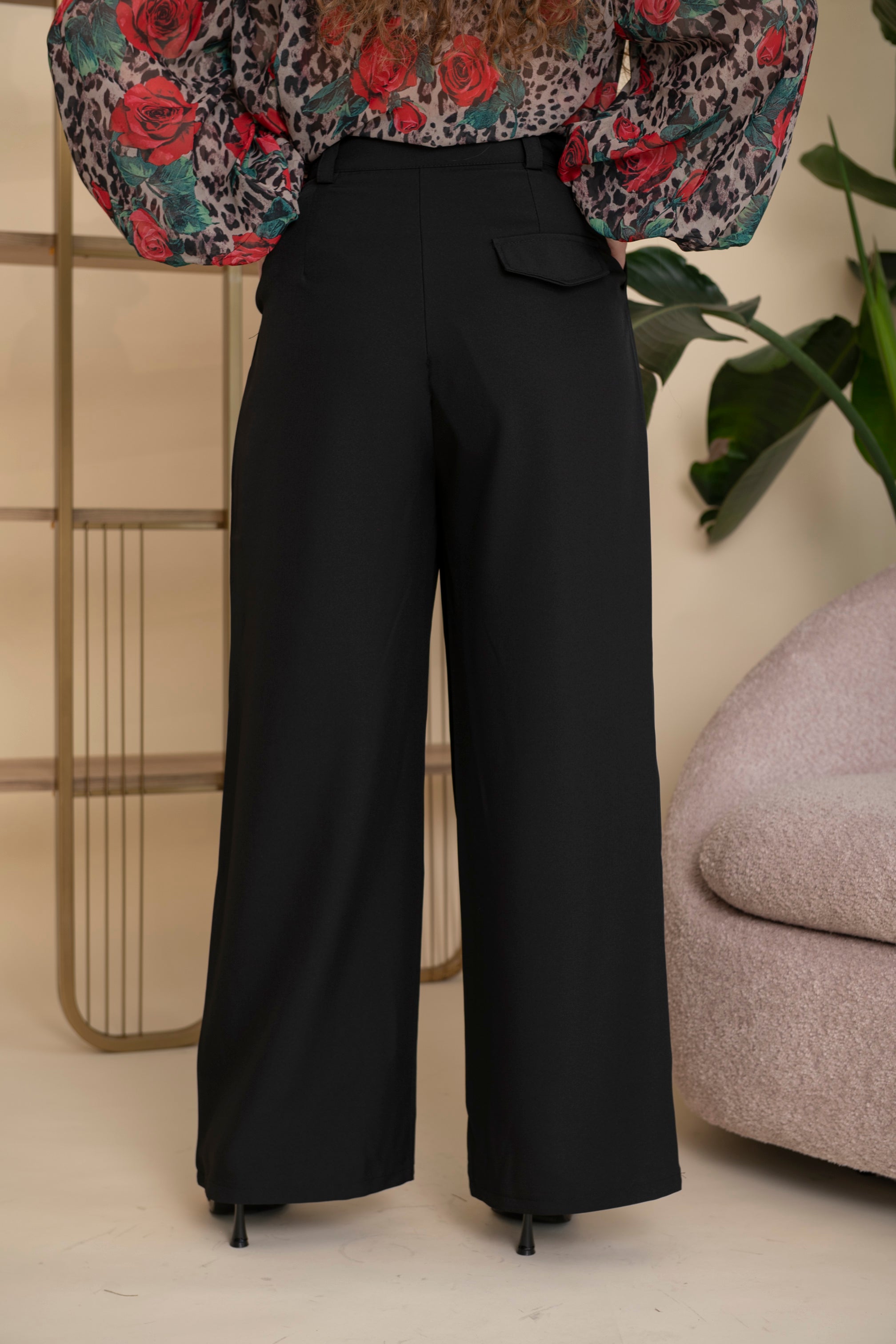 Pantalone con pence nero