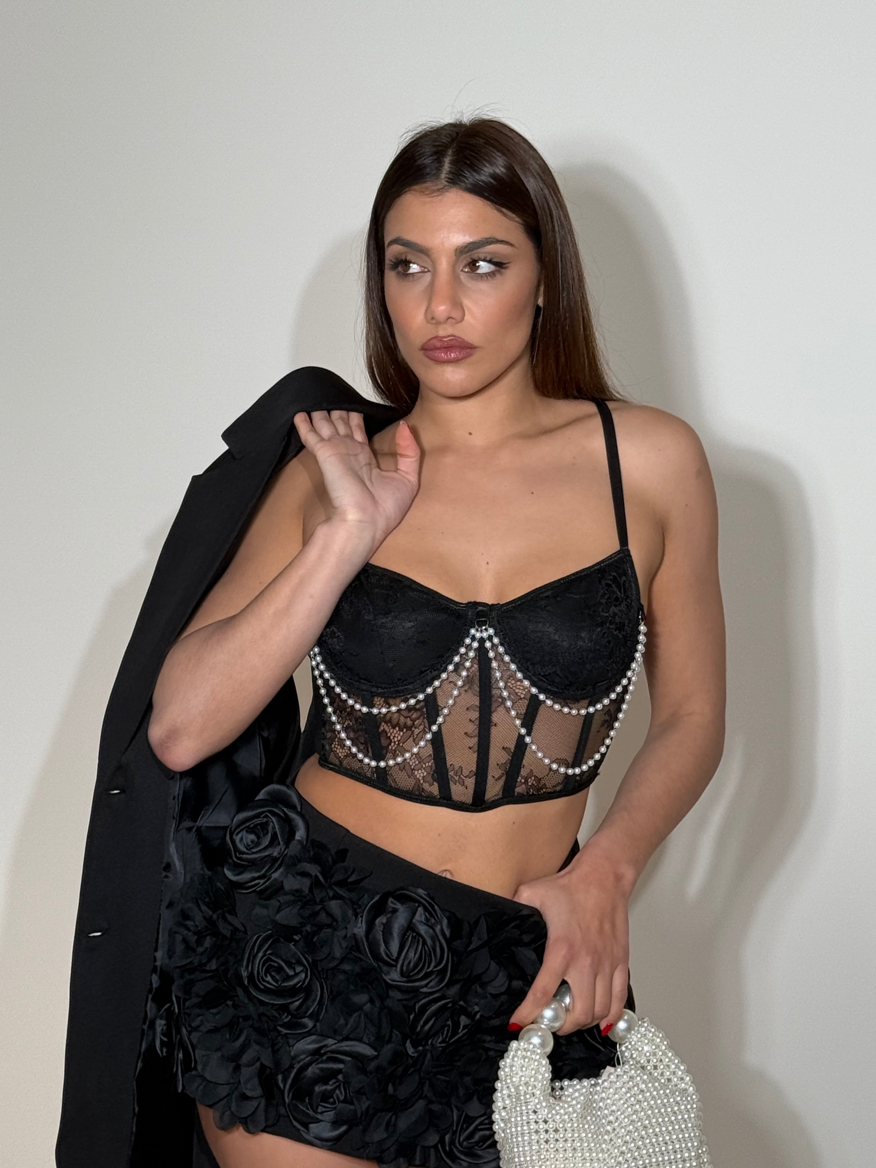 Corpetto in pizzo con perline