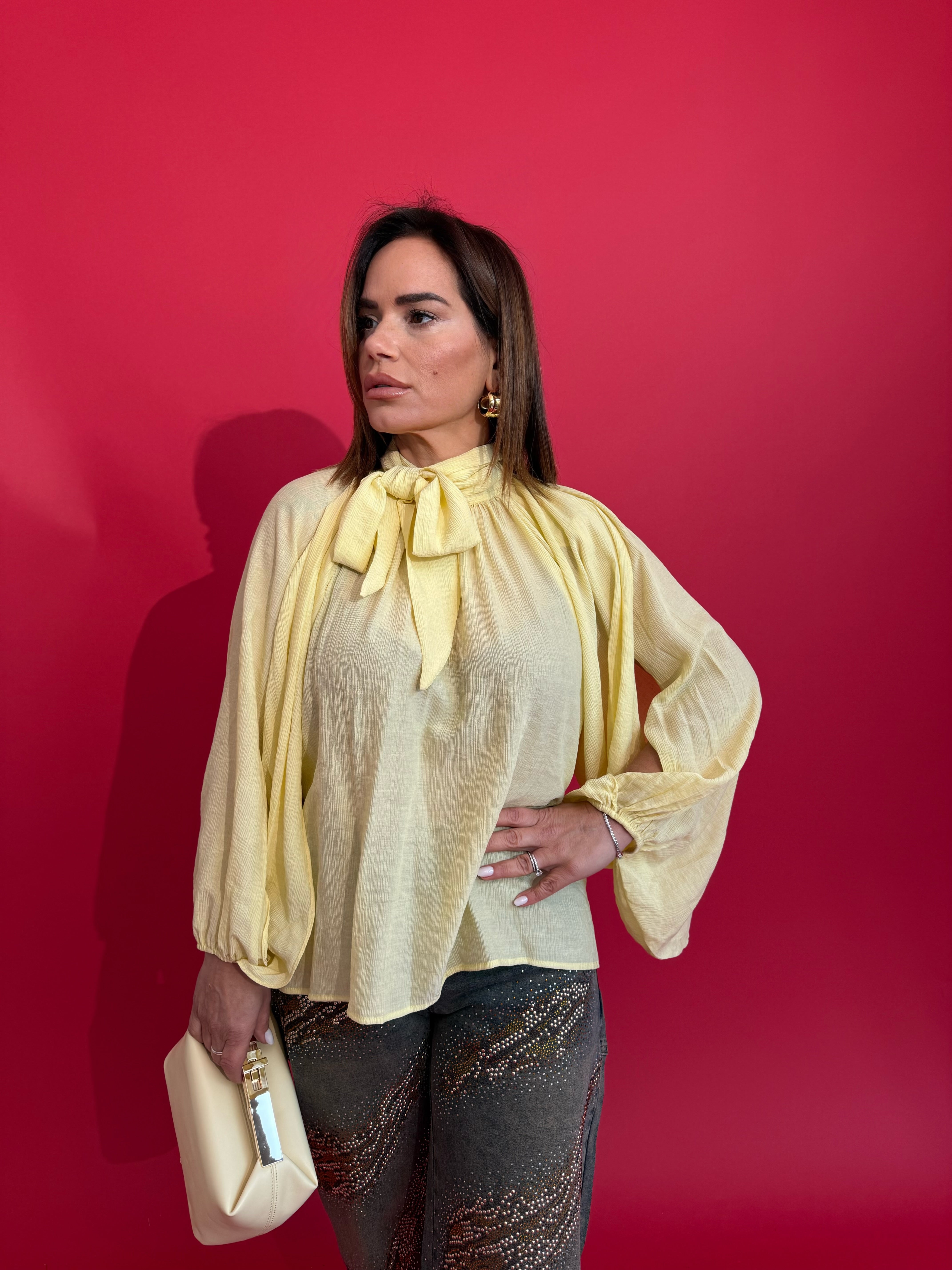 Camicia con manica aperta