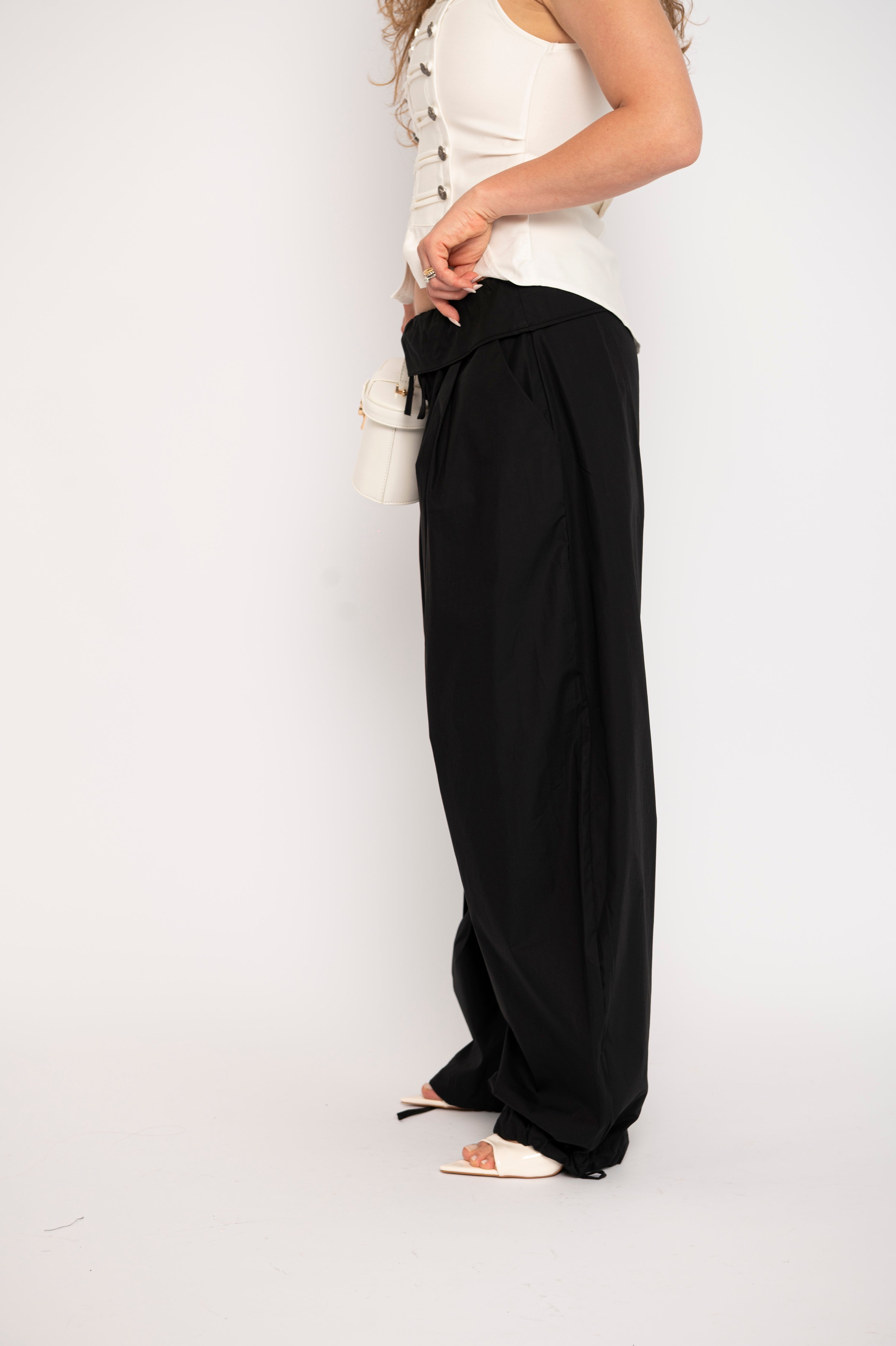 Pantalone con risvolto