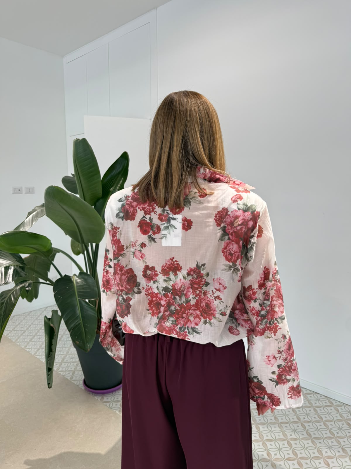 Camicia fiori con spalline