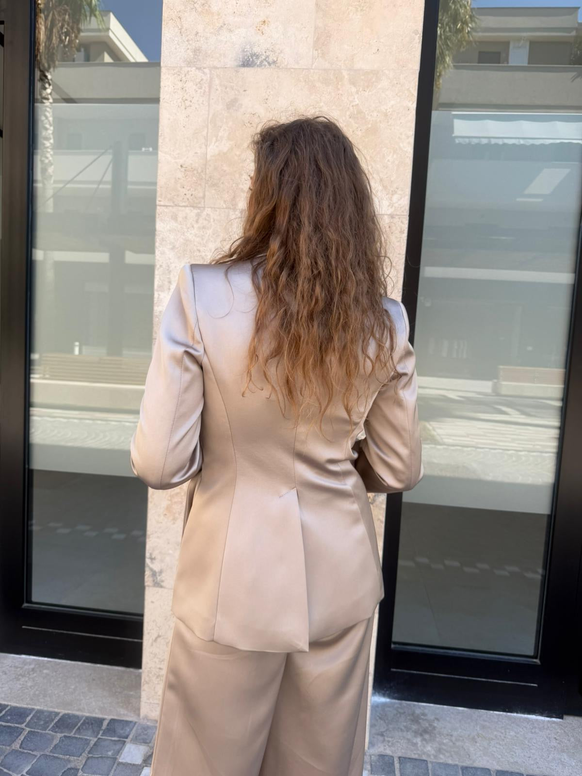 Tailleur in raso by Lumina
