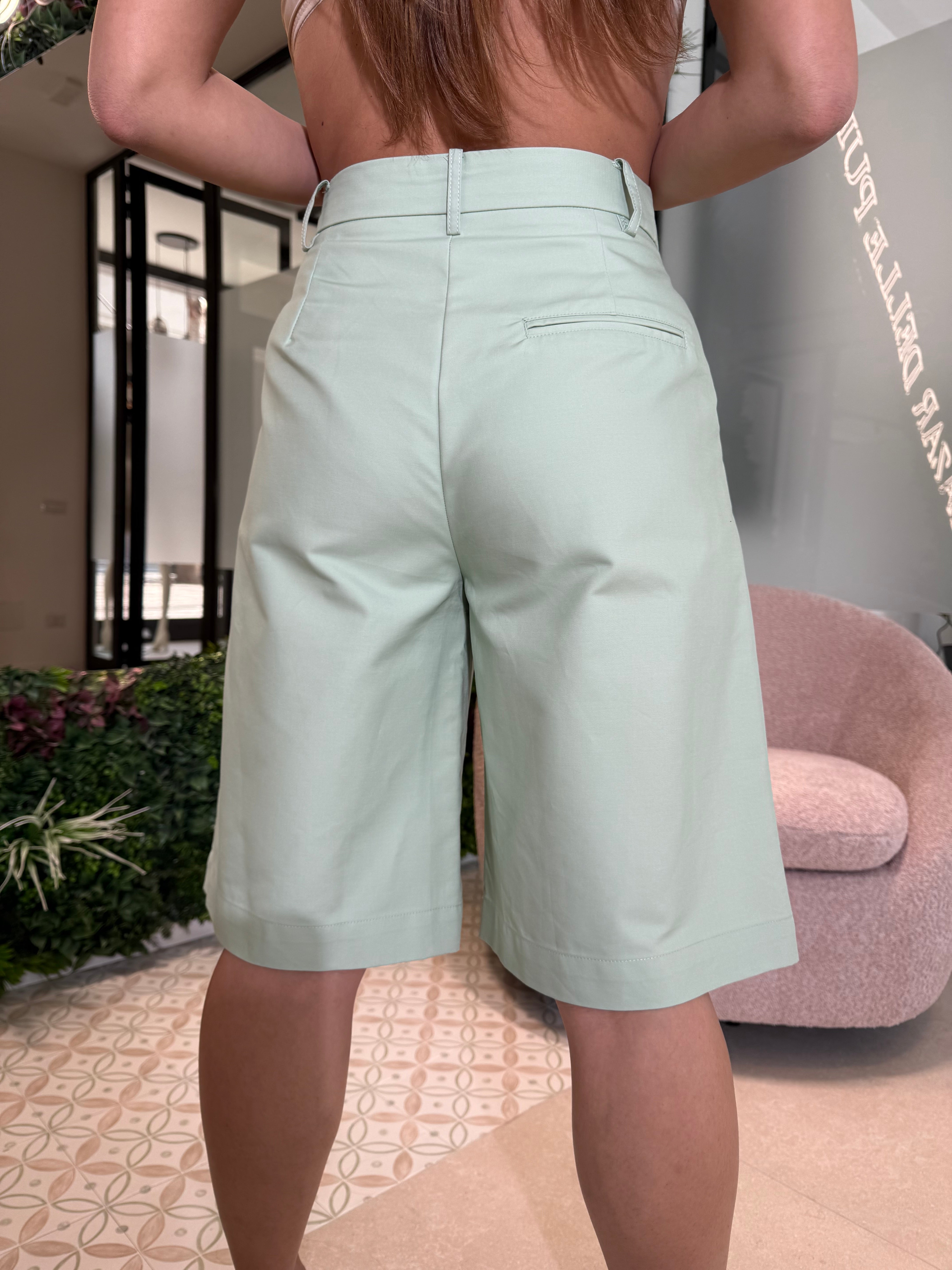 Tailleur con bermuda Lumina