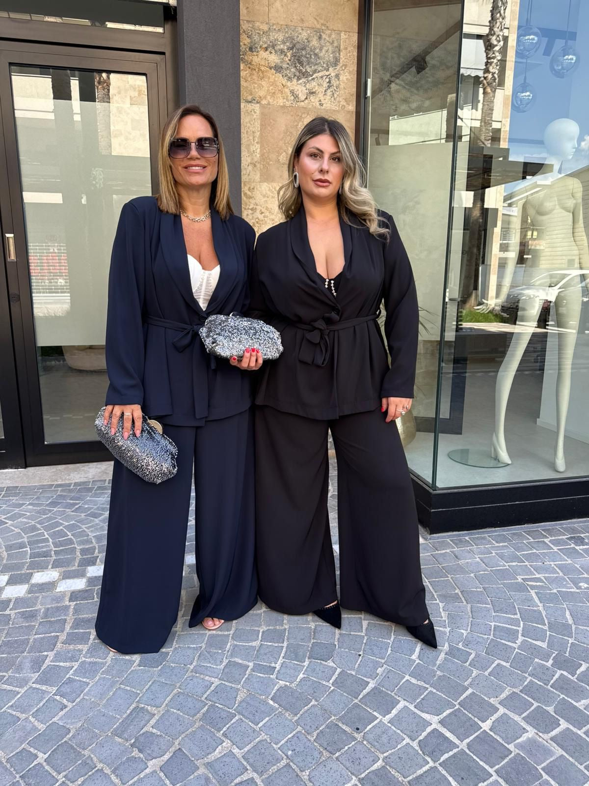 Tailleur con cintura curvy