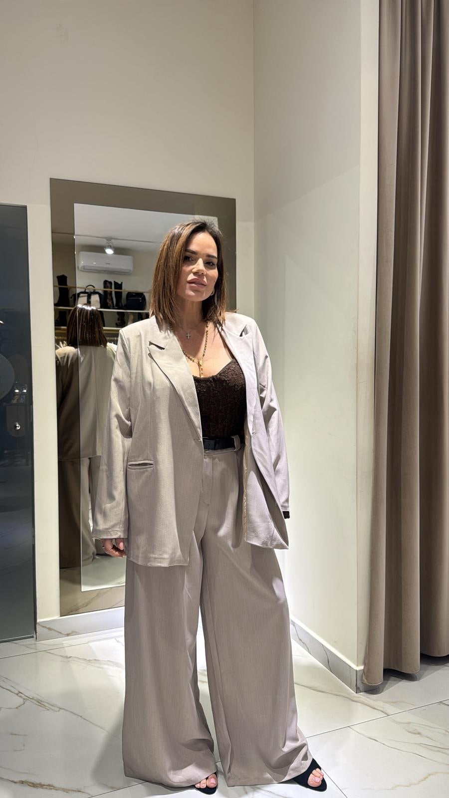 Tailleur basic curvy