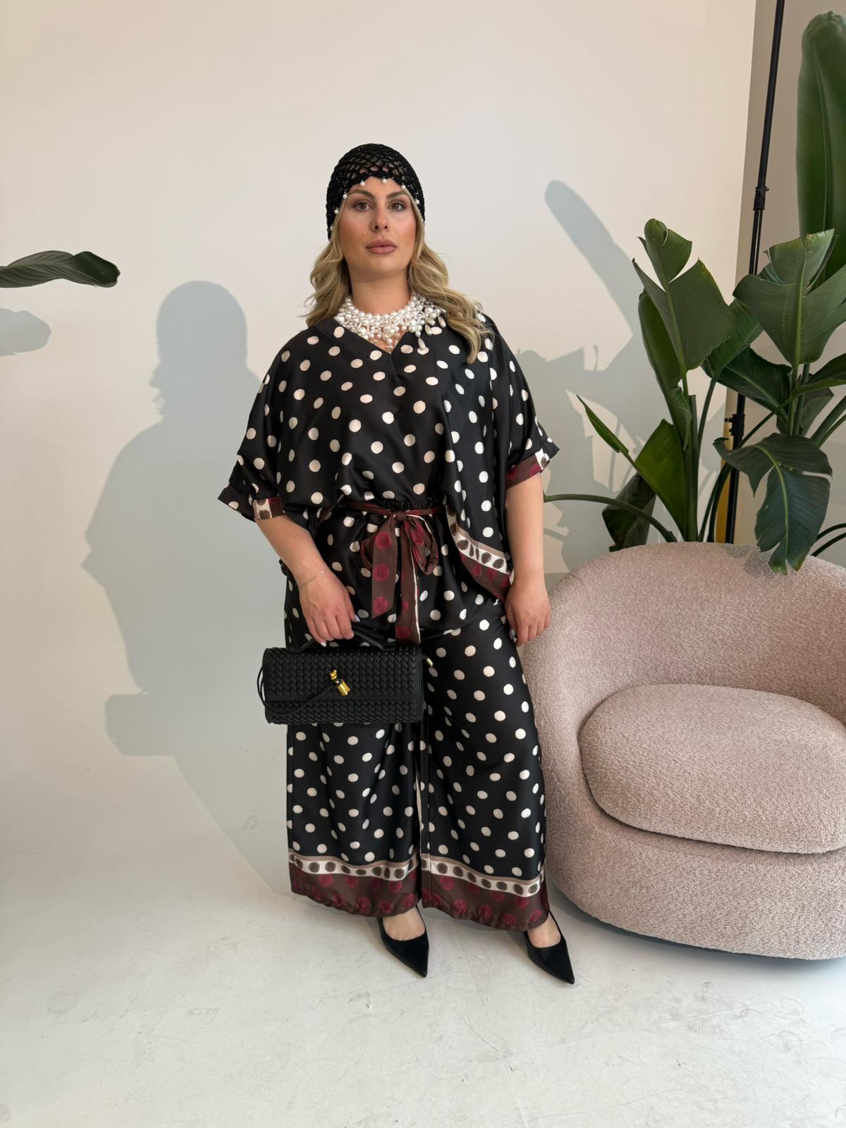 Cordset pantalone e casacca pois curvy