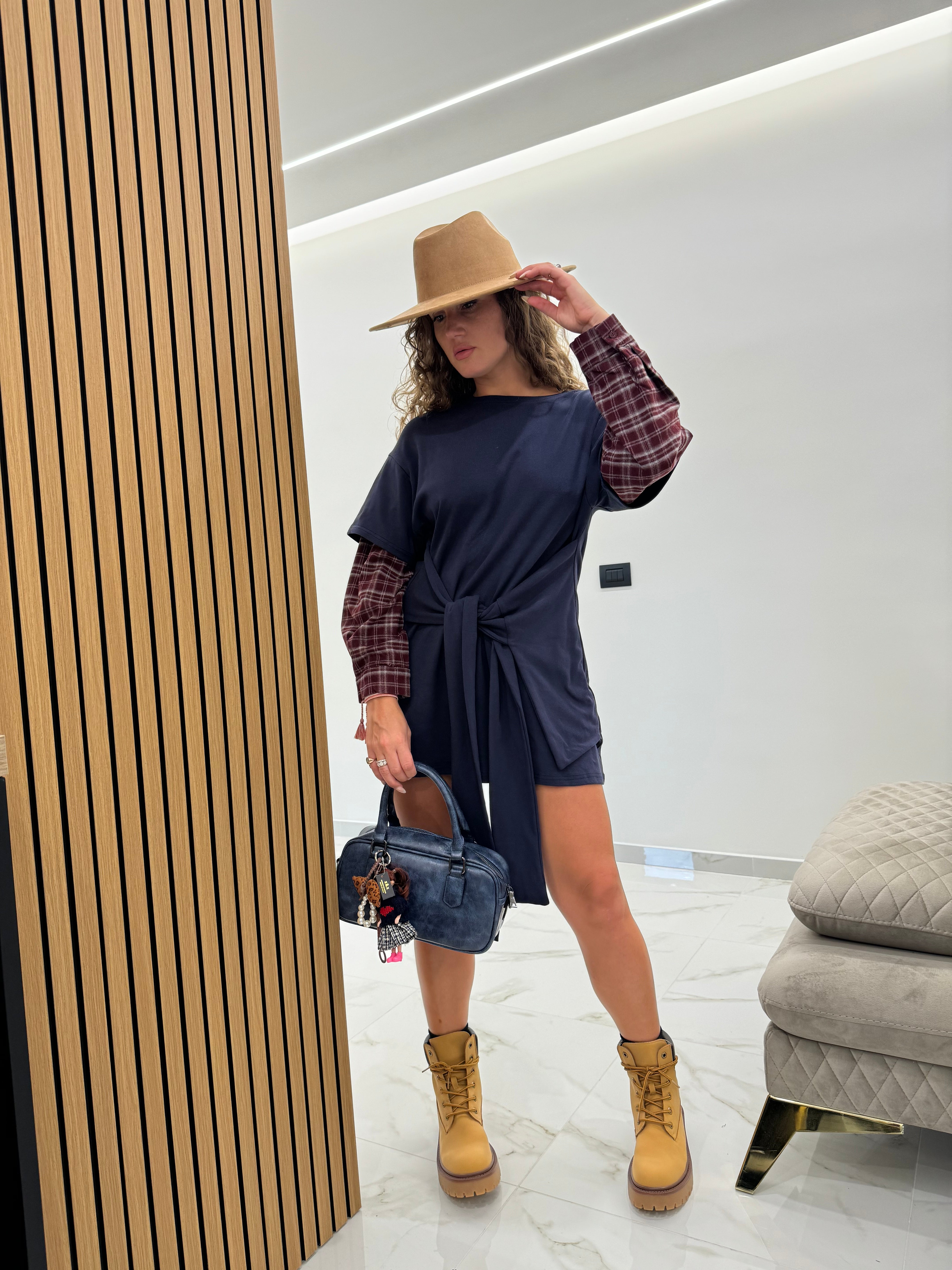 Maxi t-shirt con effetto camicia