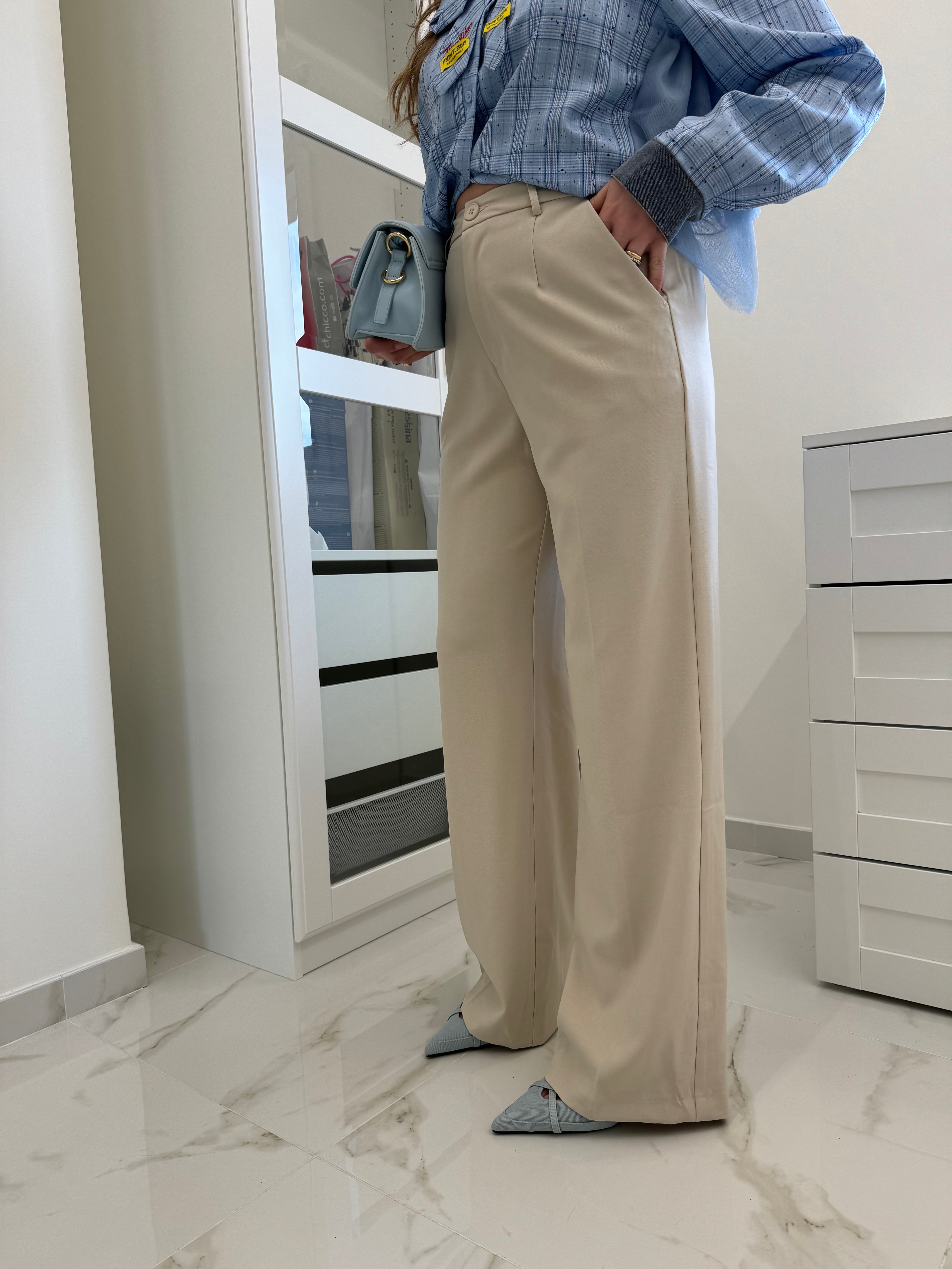 Pantalone gamba dritta basic