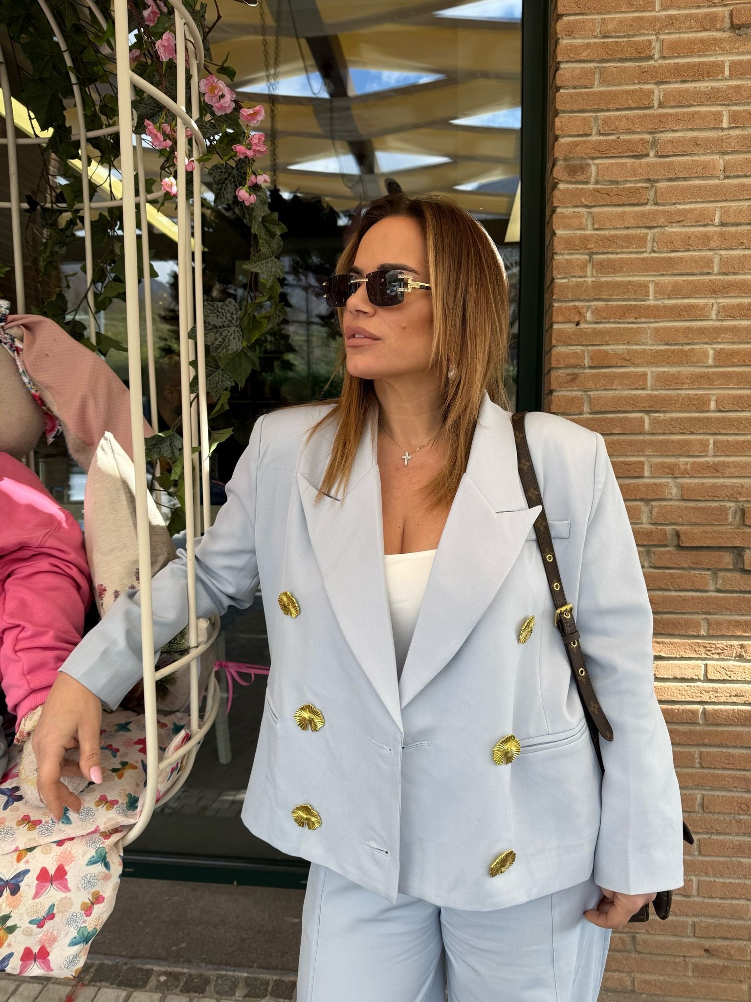 Tailleur bottoni big gold