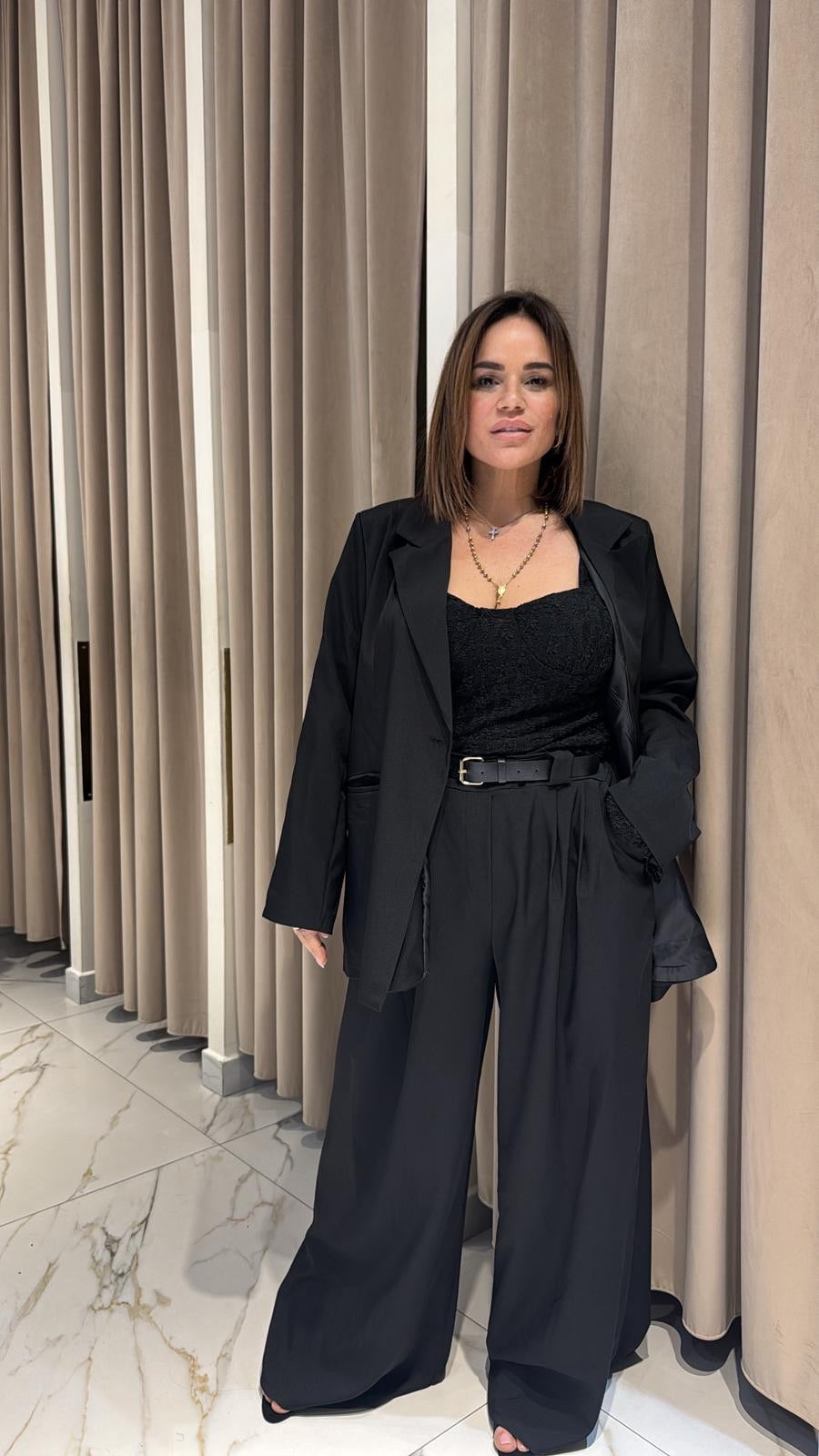 Tailleur basic curvy