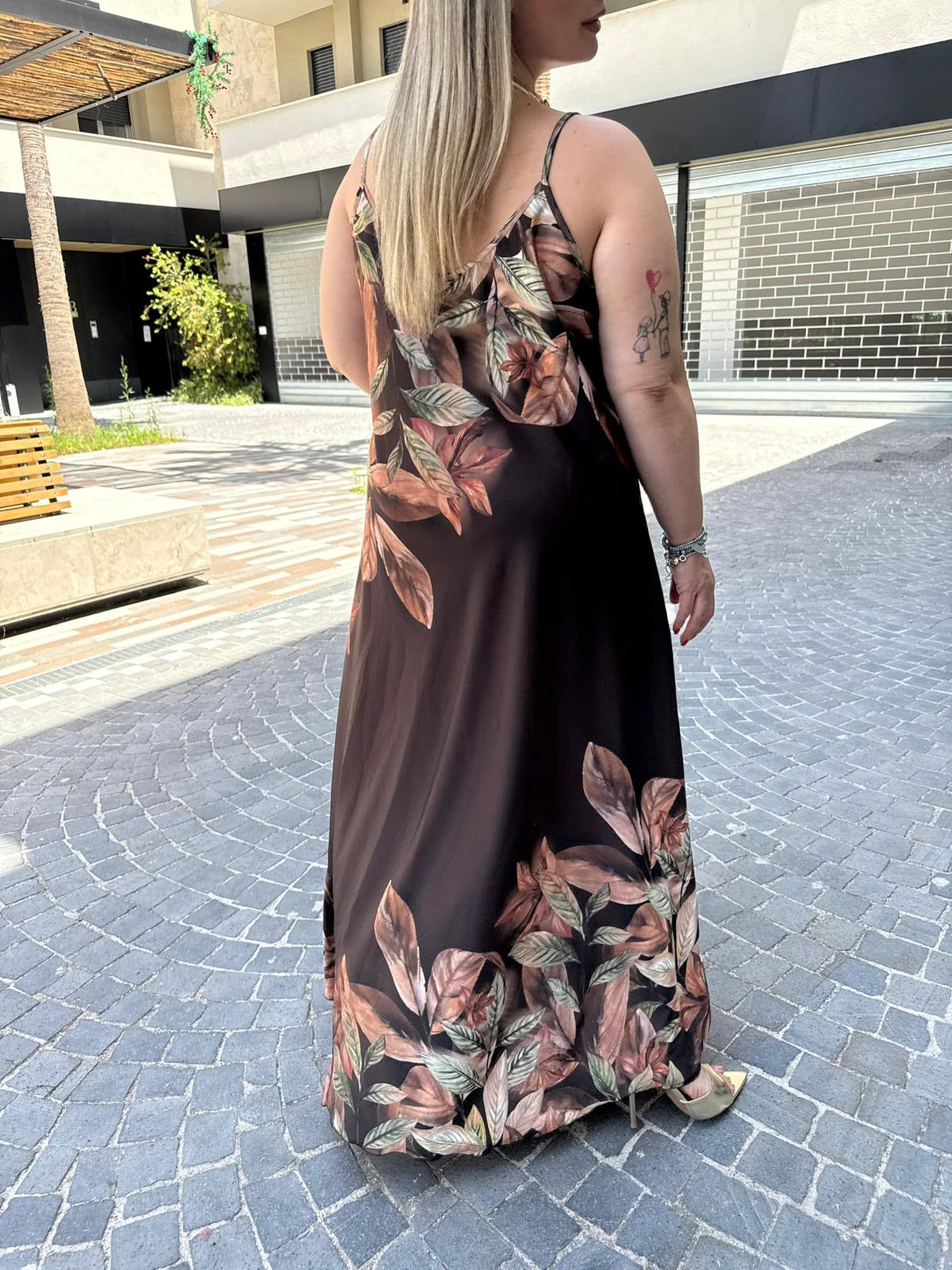 Abito fantasia in raso curvy