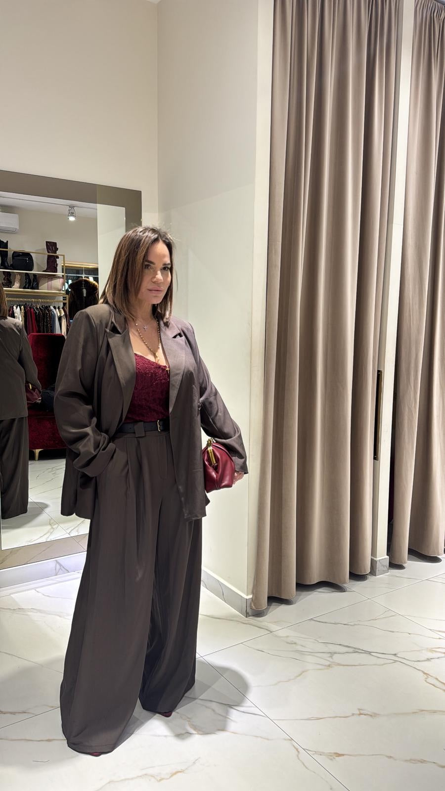 Tailleur basic curvy