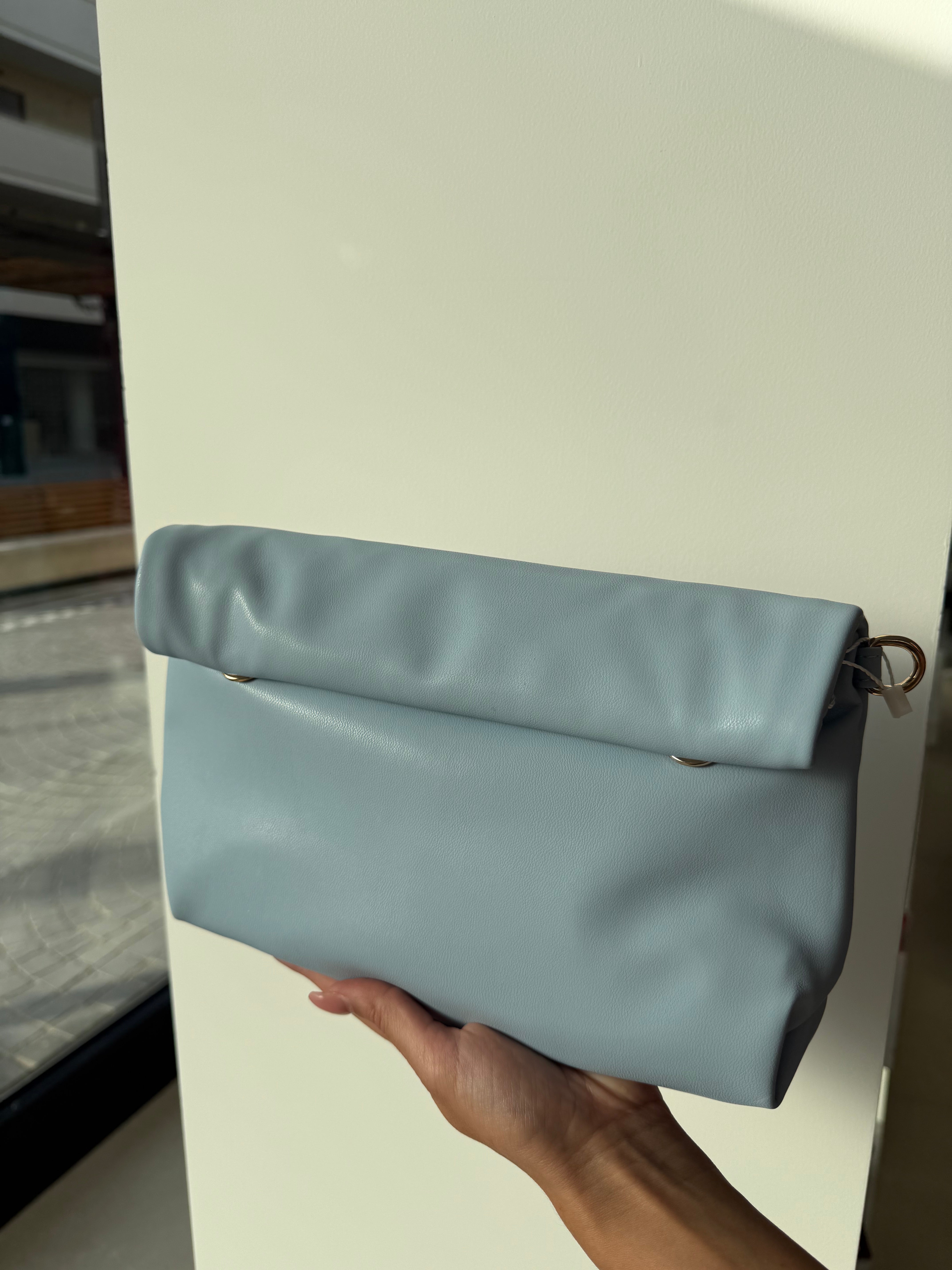 Pochette con risvolto