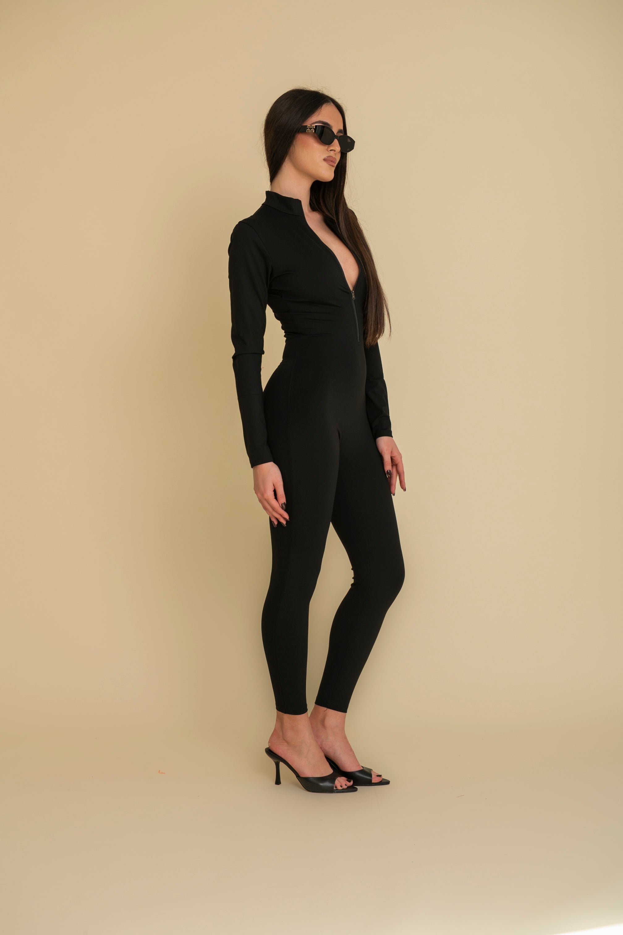 Tuta intera modellante con cerniera