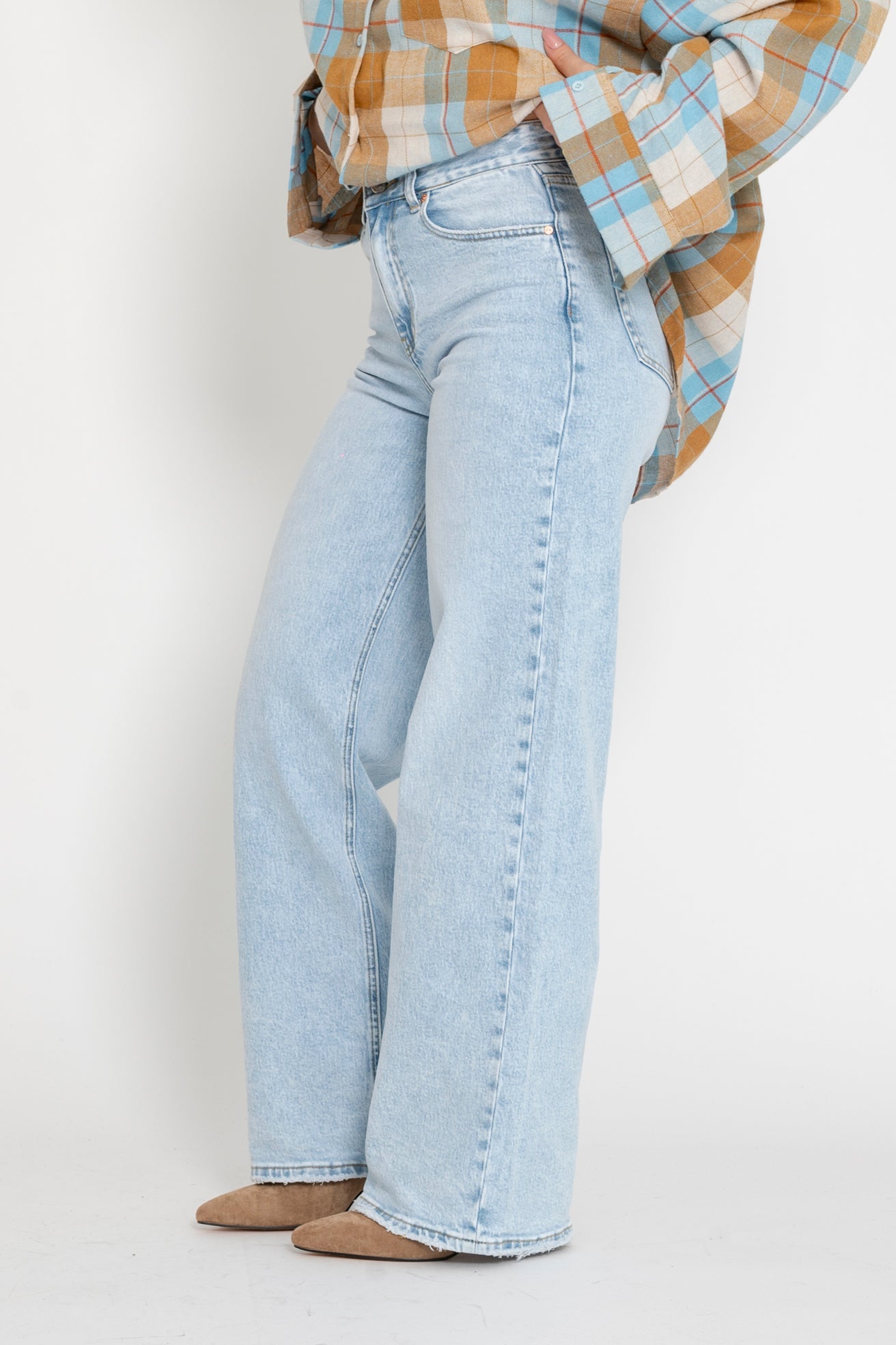 Jeans palazzo chiaro