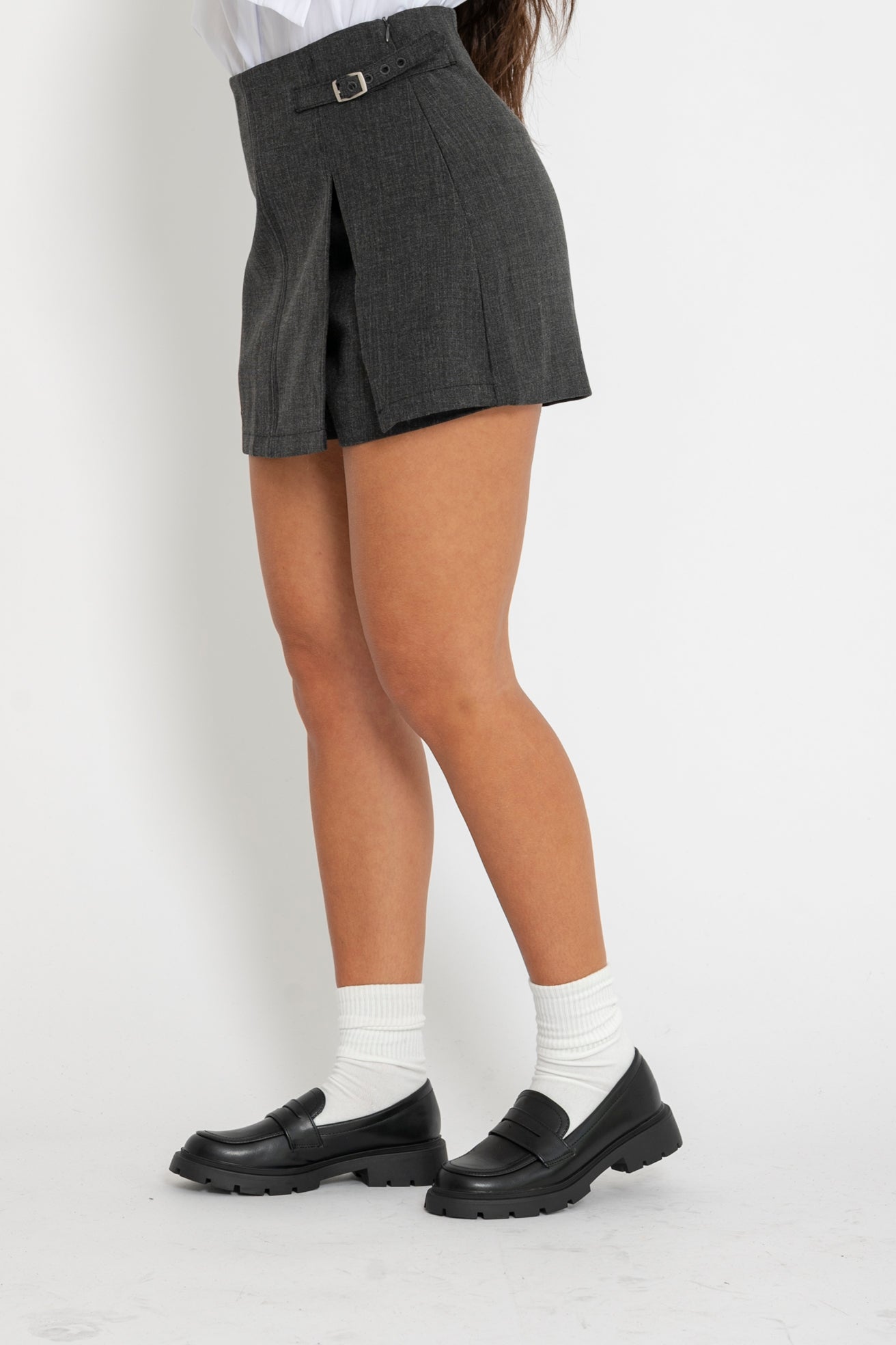 Pantagonna con cinturino laterale