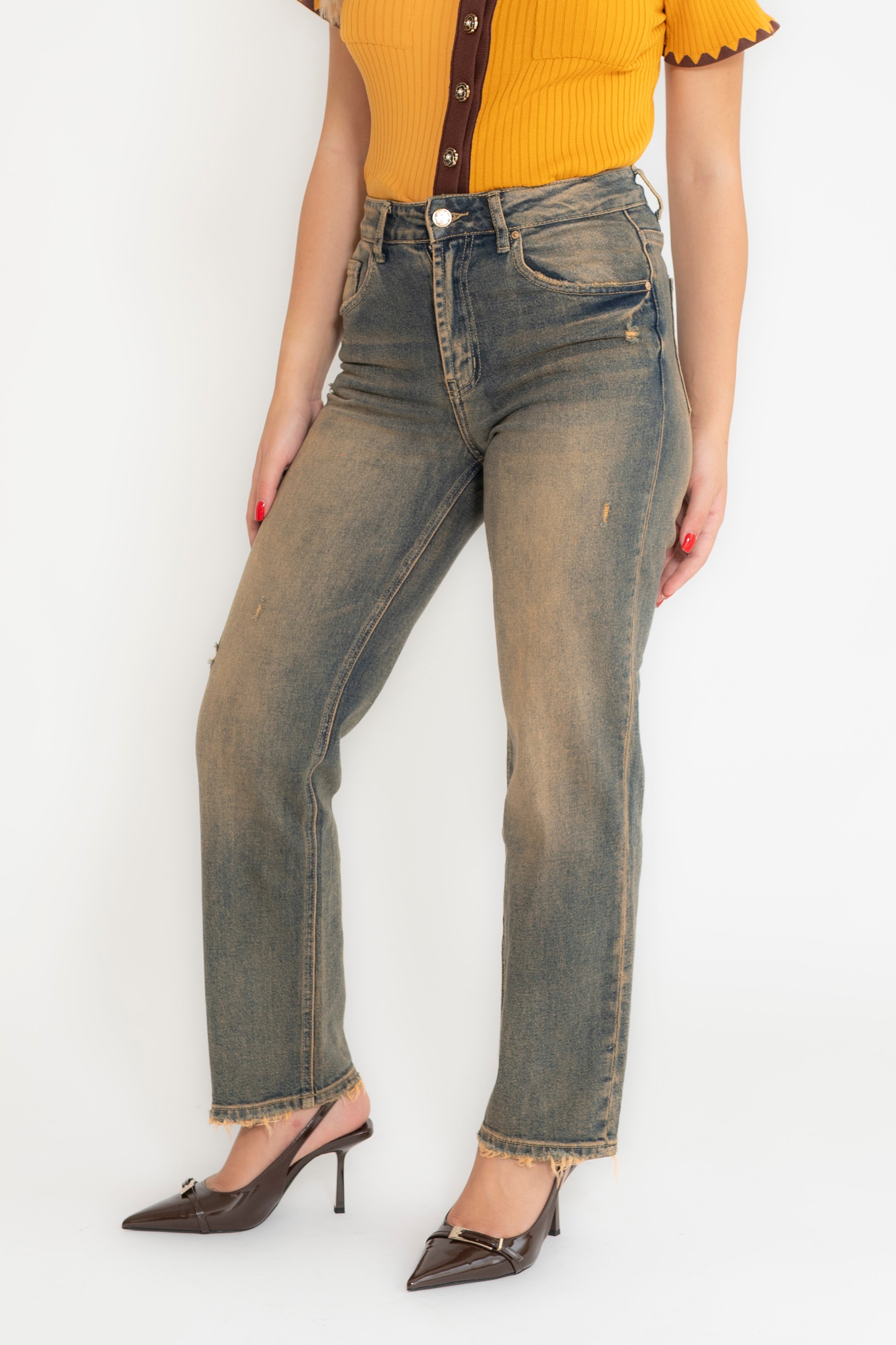 Jeans gamba dritta sabbiato