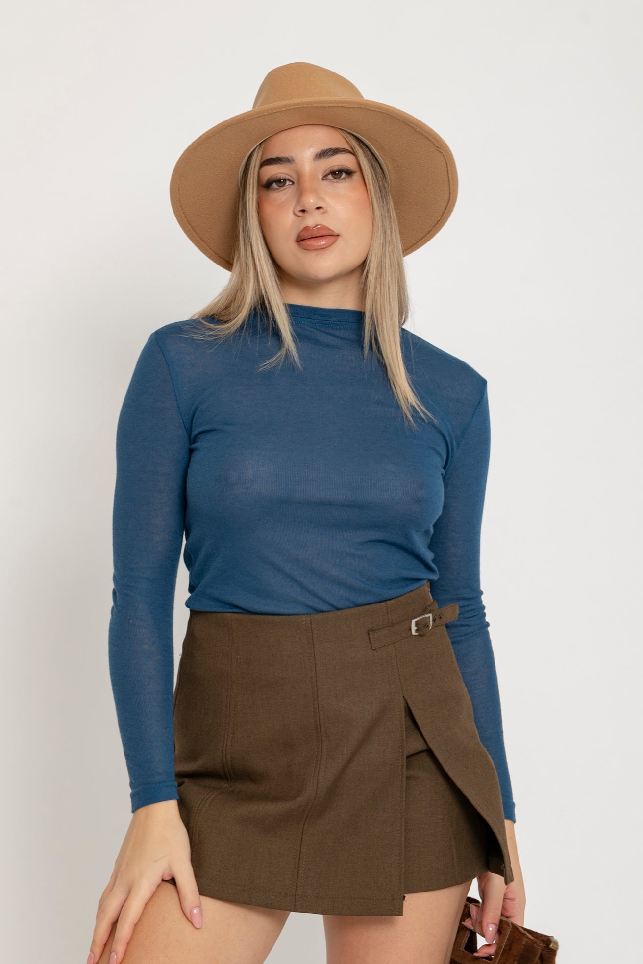 Maglia basic semitrasparente