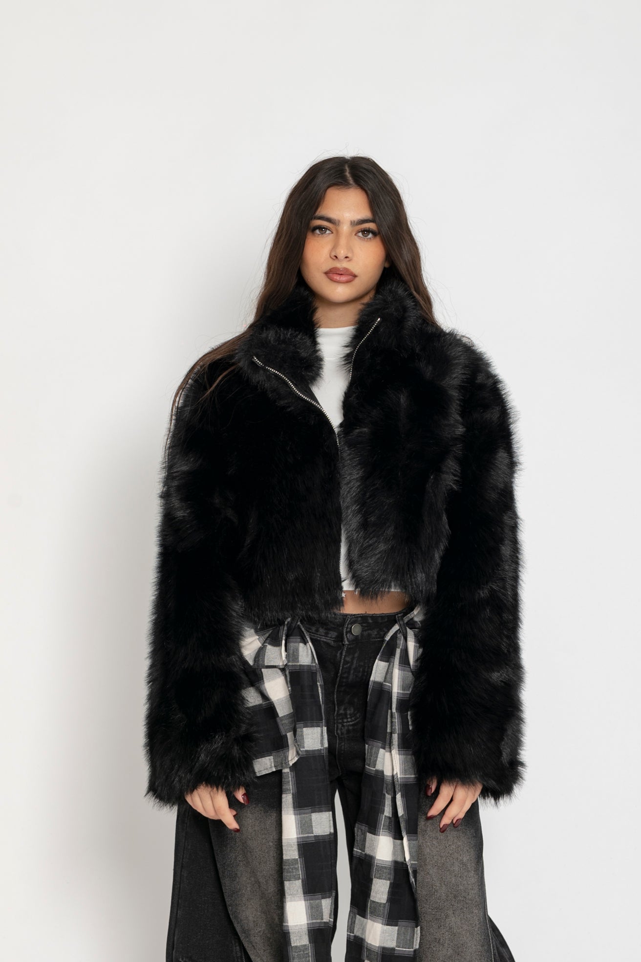 Pelliccia corta con zip