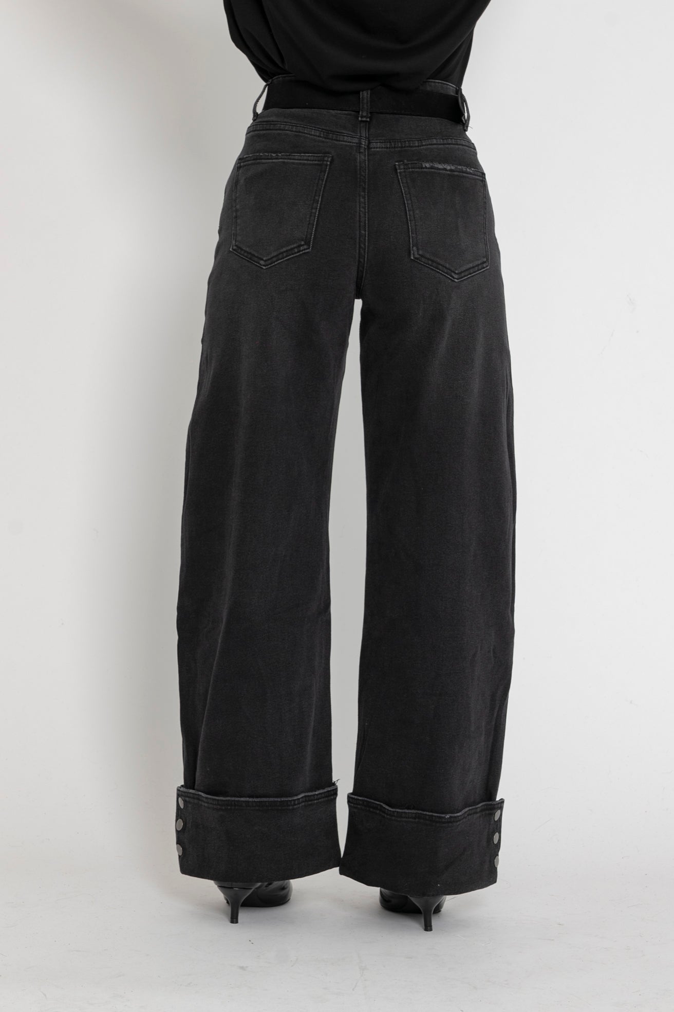 Jeans palazzo con piega black