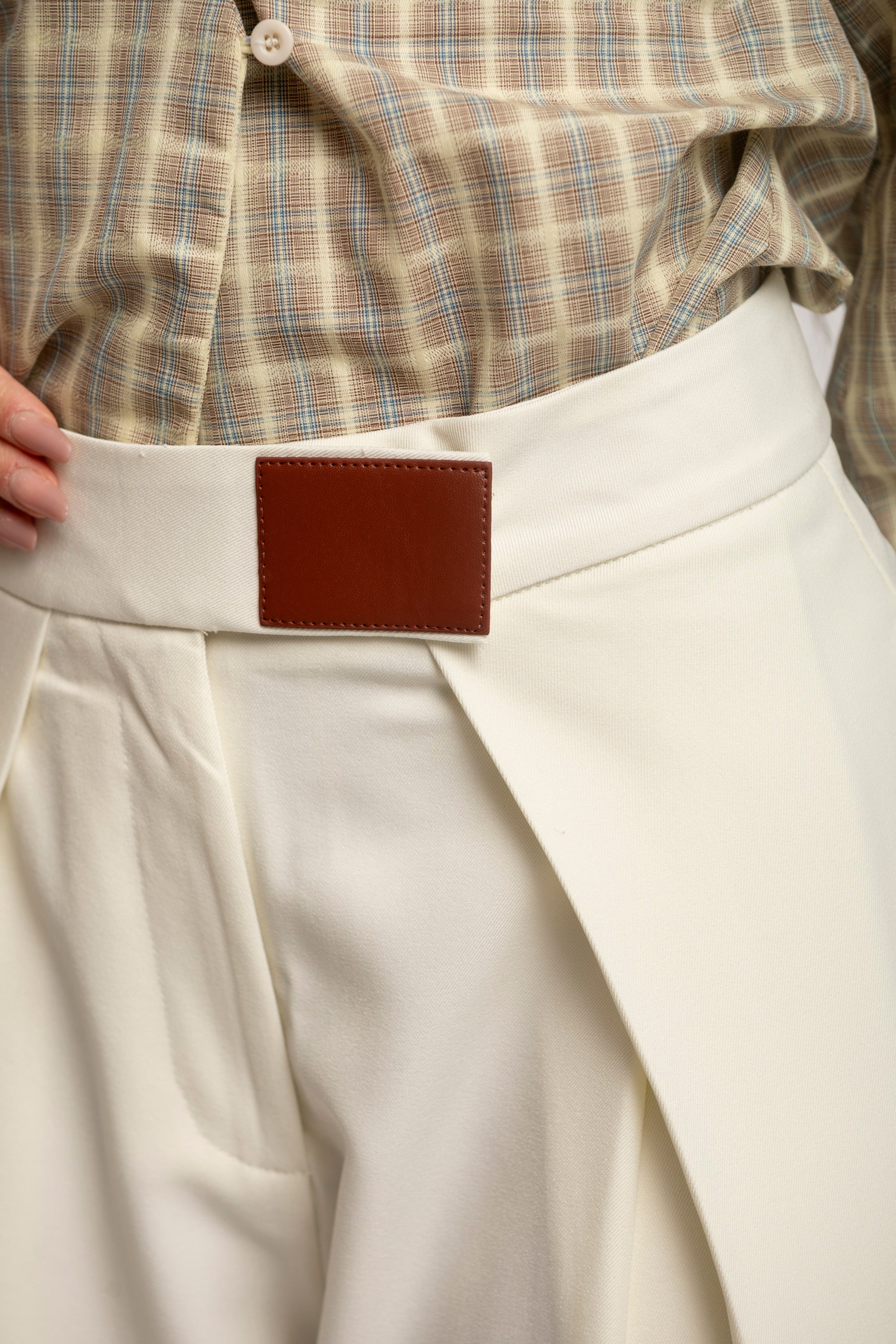 Pantalone palazzo con pence