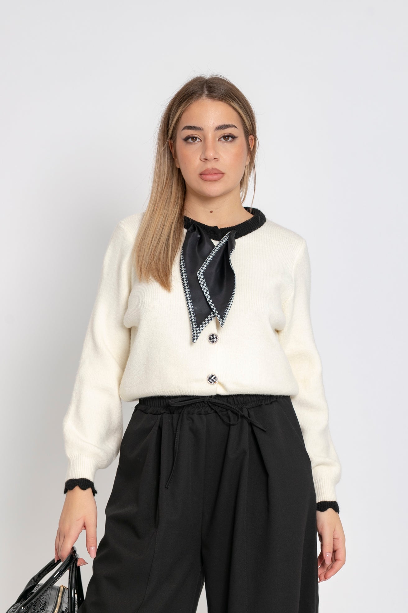 Cardigan con foulard