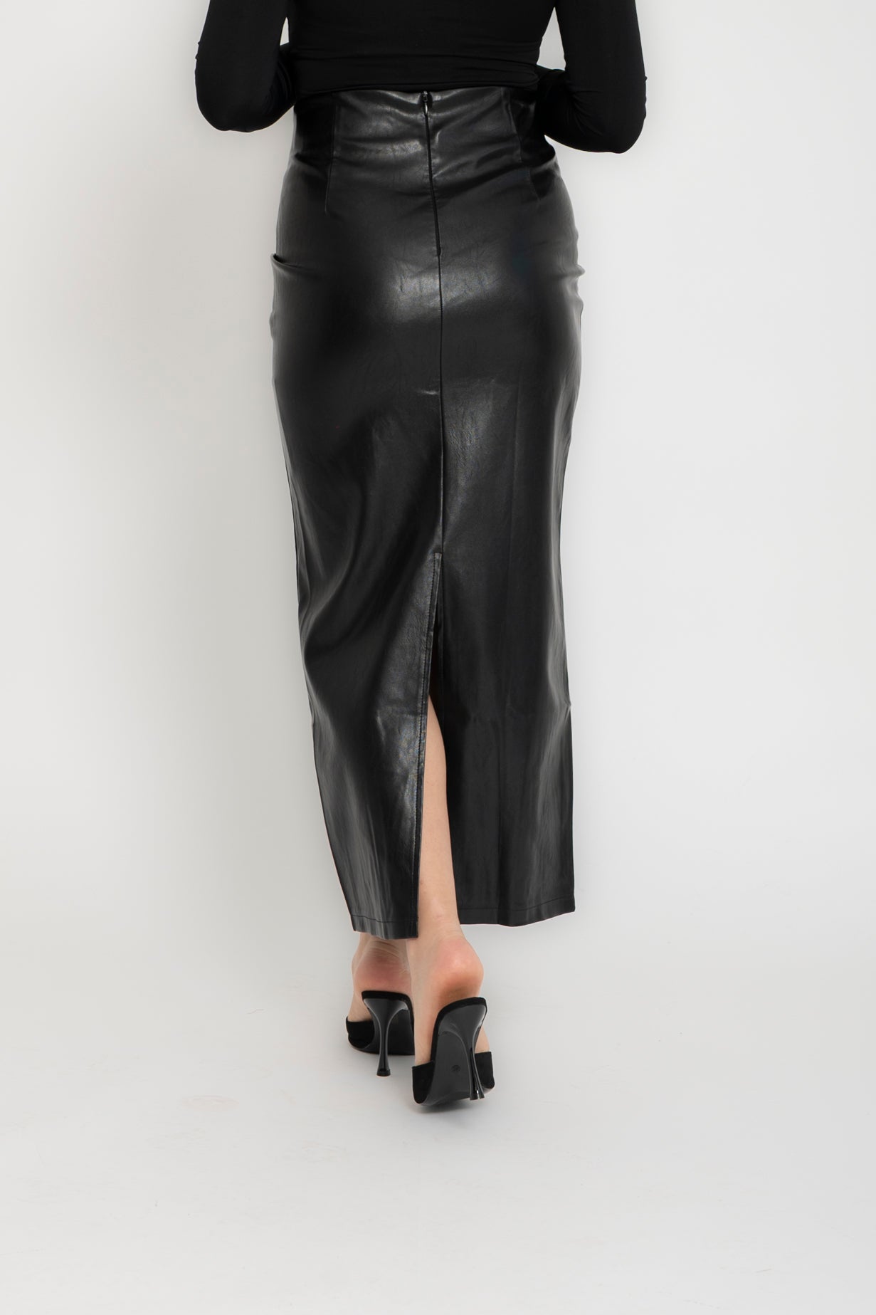 Gonna ecopelle longuette