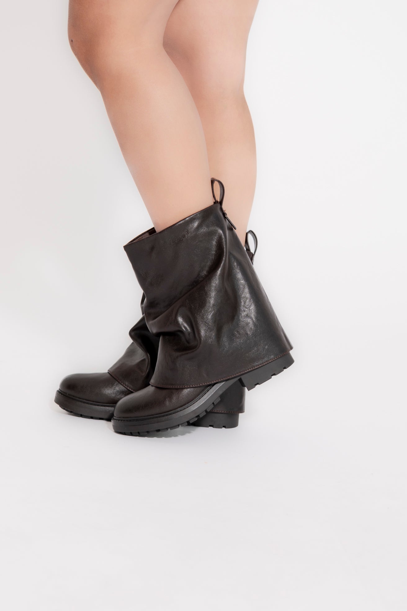 Stivali con arriccio