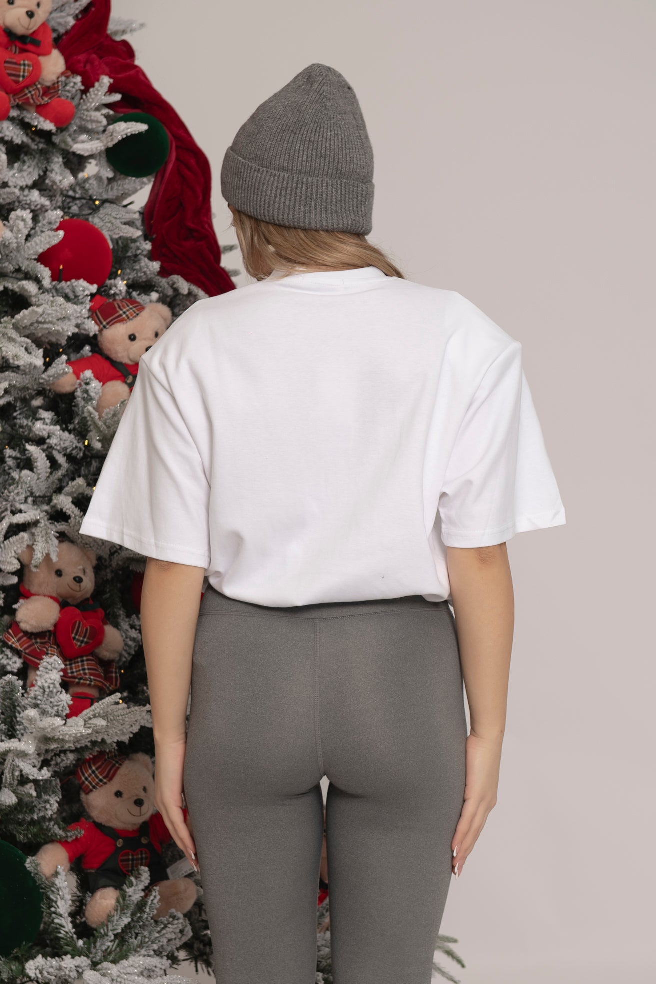 T-shirt con spalline