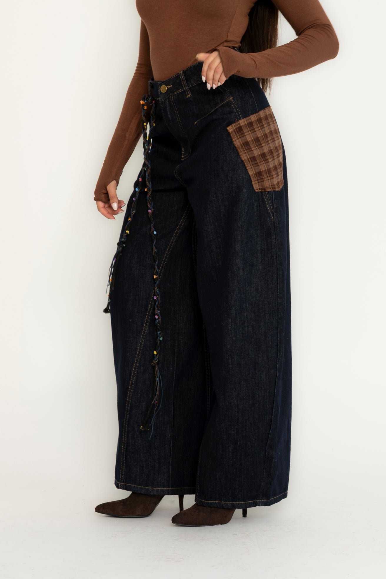 Jeans ballon con tasconi a quadri