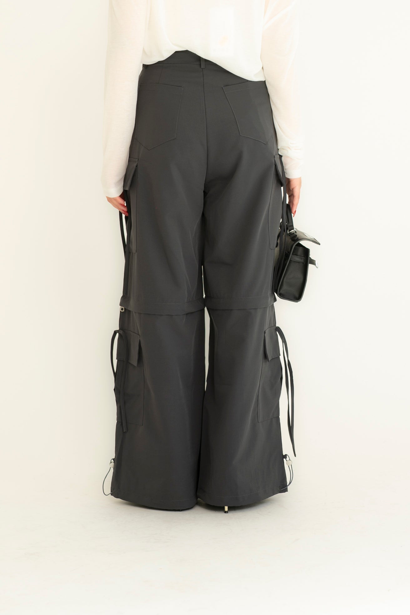 Pantalone cargo con zip