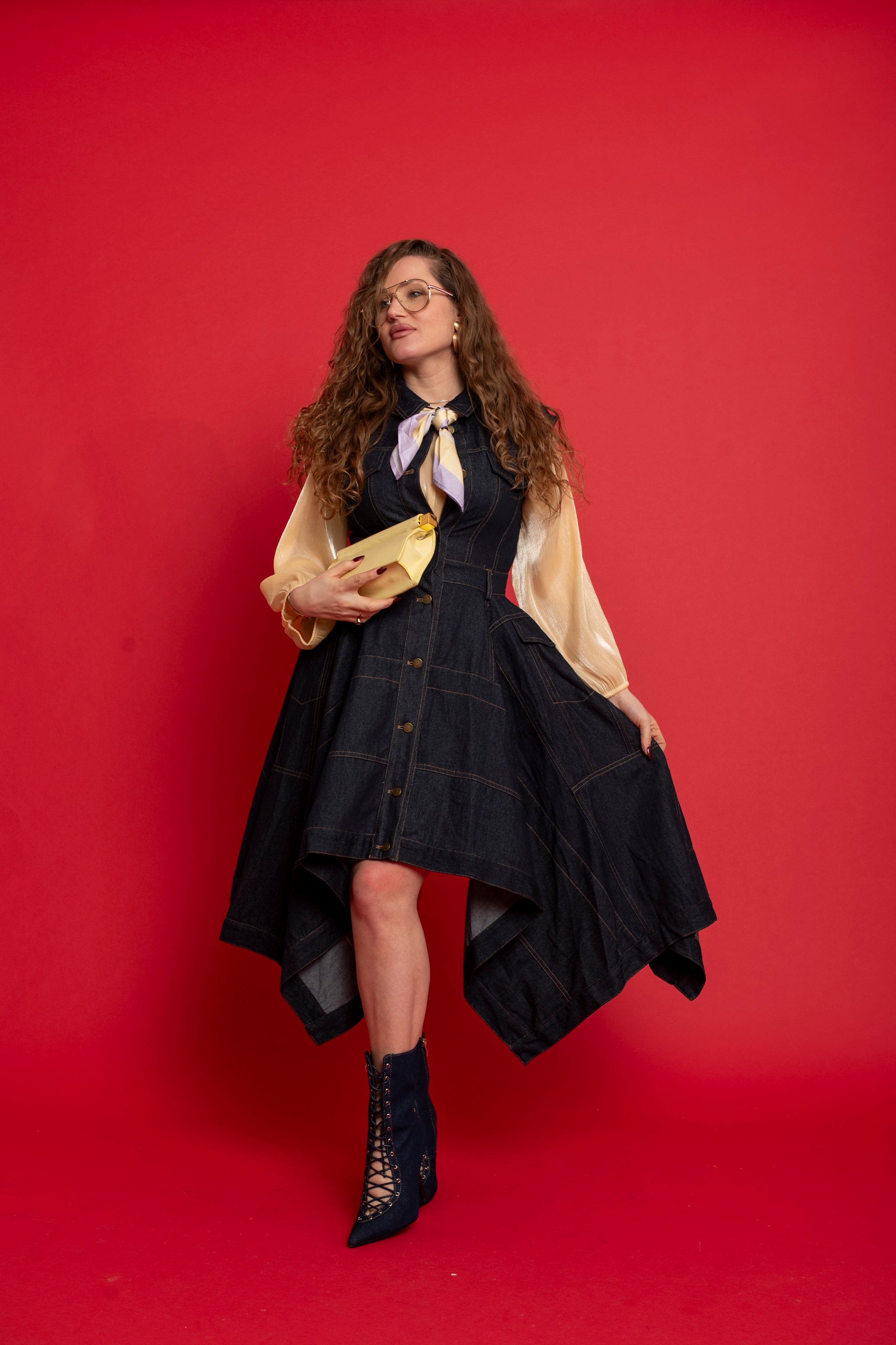 Abito in denim asimmetrico