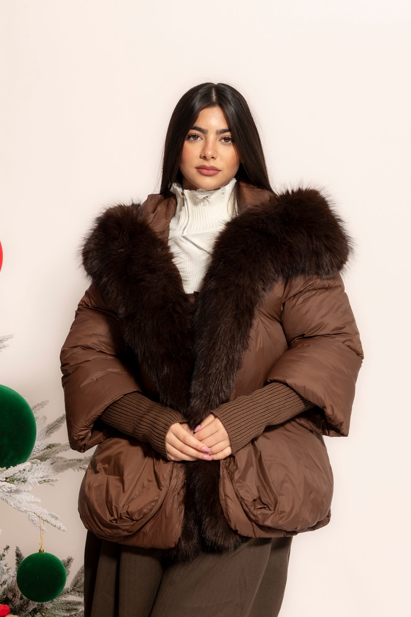 Giubbino con cappuccio e pelliccia