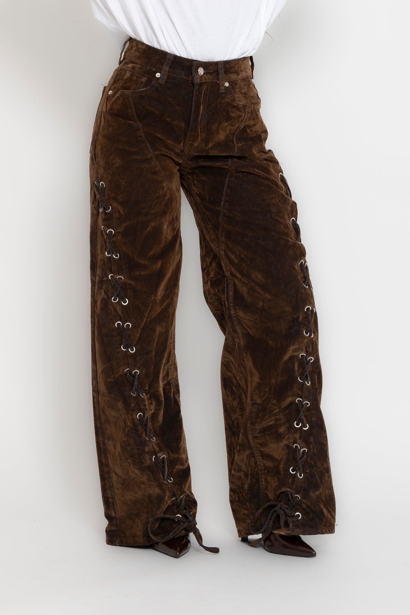 Jeans stringato in velluto